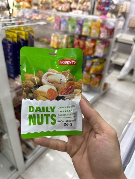 Hỗn hợp hạt và trái cây sấy màu xanh lá Happy yo 26g