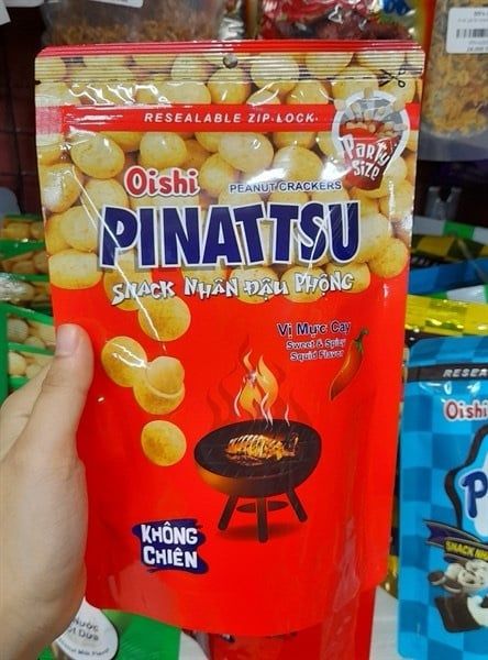 SNACK OISHI ĐẬU PHỘNG RANG VỊ MỰC CAY