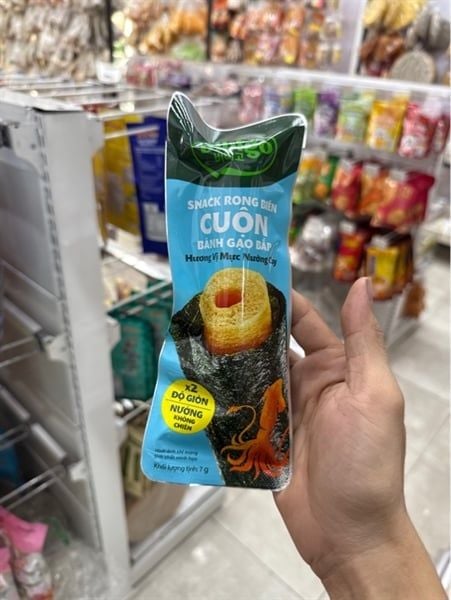 Snack rong biển cuộn bánh gạo bắp(CAY)