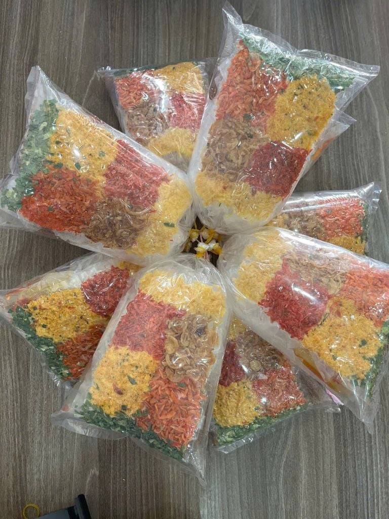 BÁNH TRÁNG TRỘN TẦNG