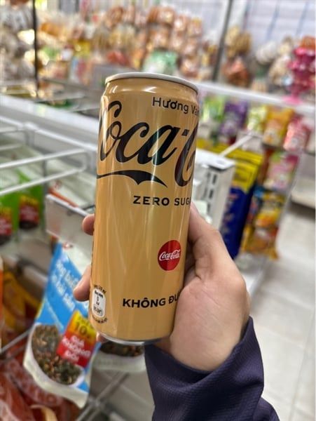 Coca Cola Zero sugar không đường Hương vani 320ml