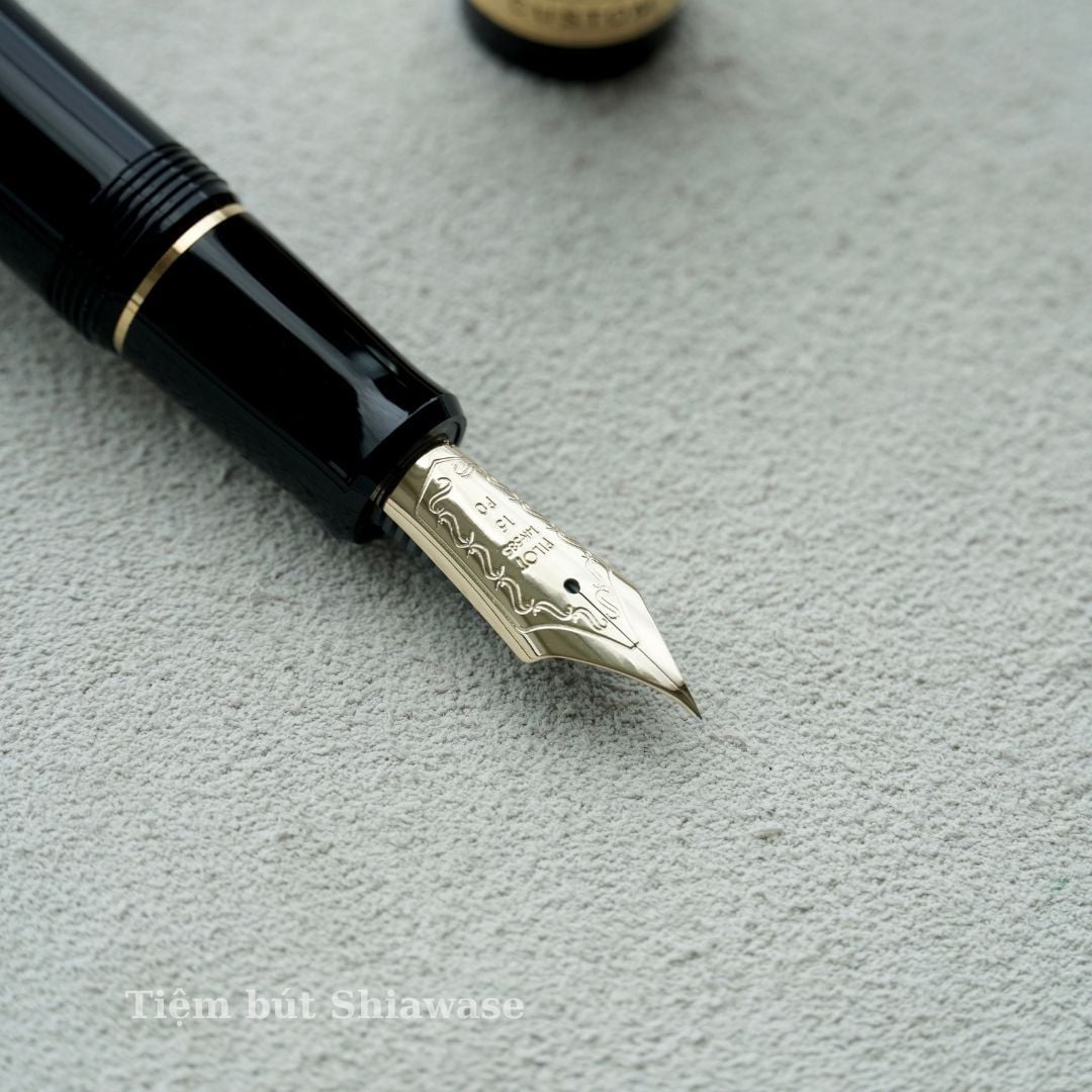  Bút Máy Pilot Custom 743 - Black - Đen 