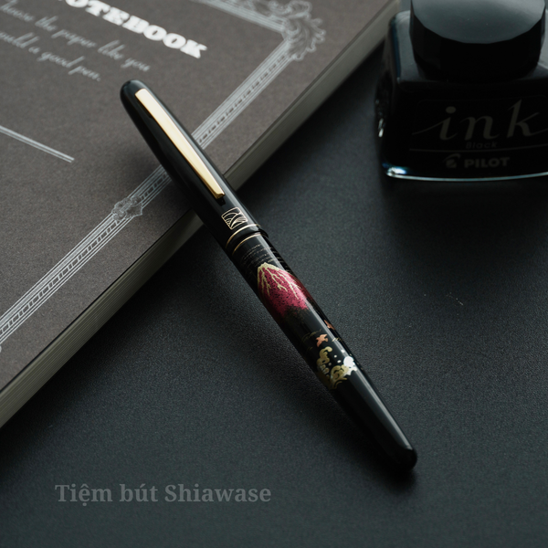  Bút Máy Wancher x Kuretake Kindai Makie Fountain Pen - Aka Fuji - Black 