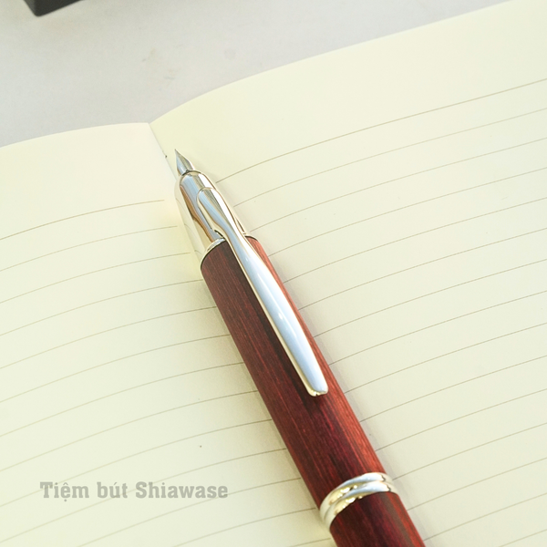  Bút Máy Pilot Capless Vanishing Point Wooden Deep Red 