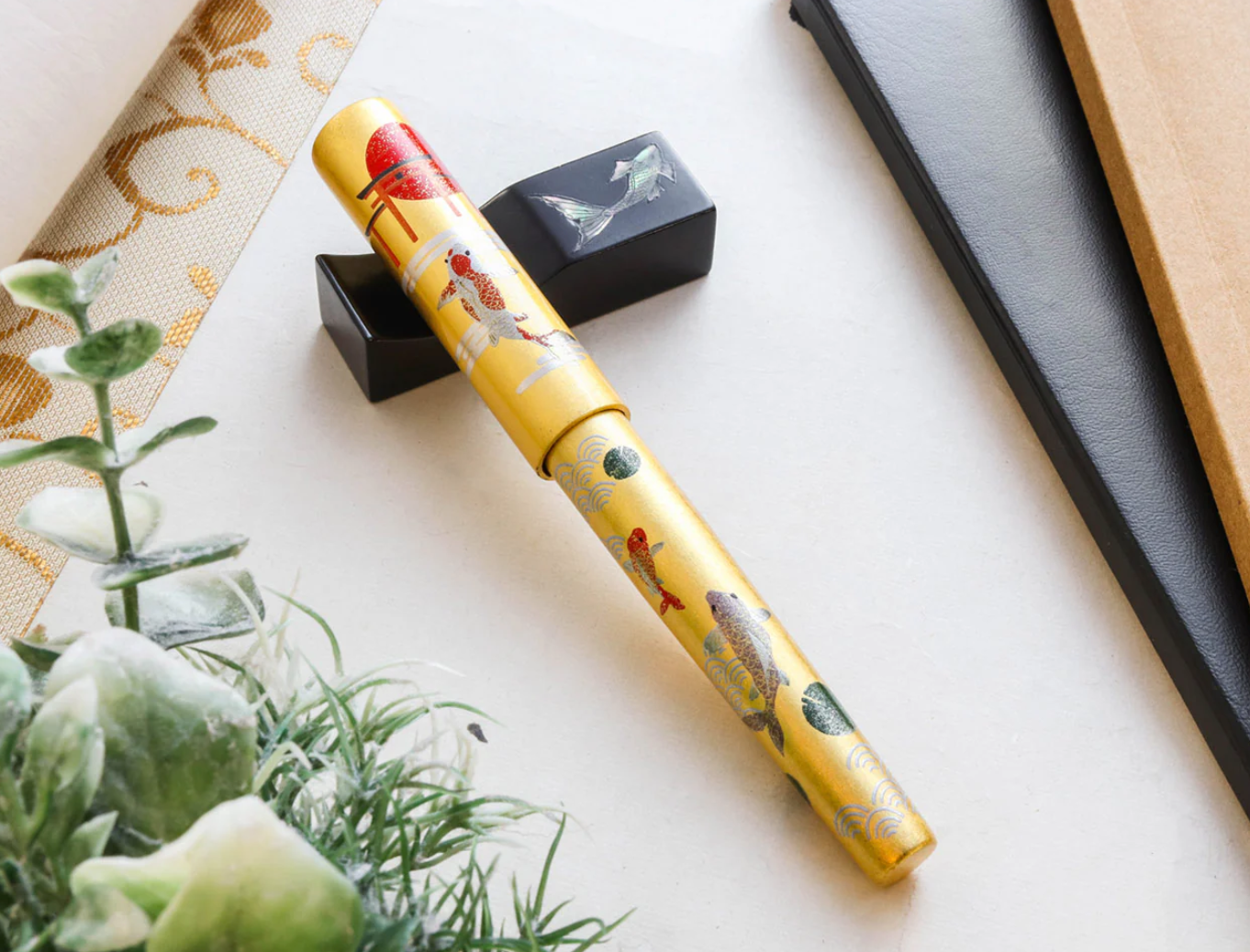  Wancher Sekai Rising Sun Maki-e - KOI 