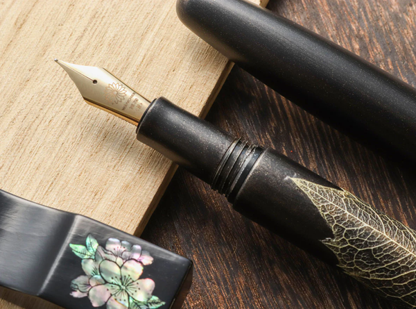  Bút Máy Wancher Kiei Urushi Holly Olive Black 