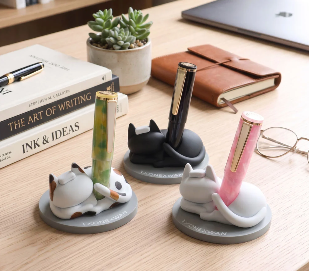  Gác bút Onsen Cat Pen Stand 