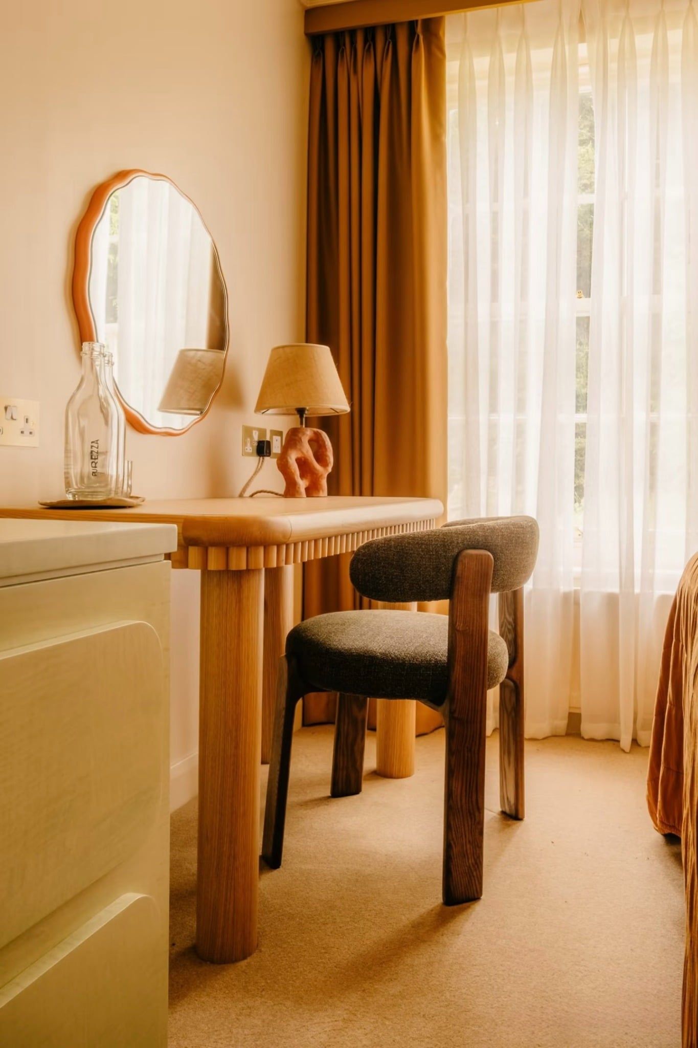  Ghế ăn cao cấp Lalia Rubies House 