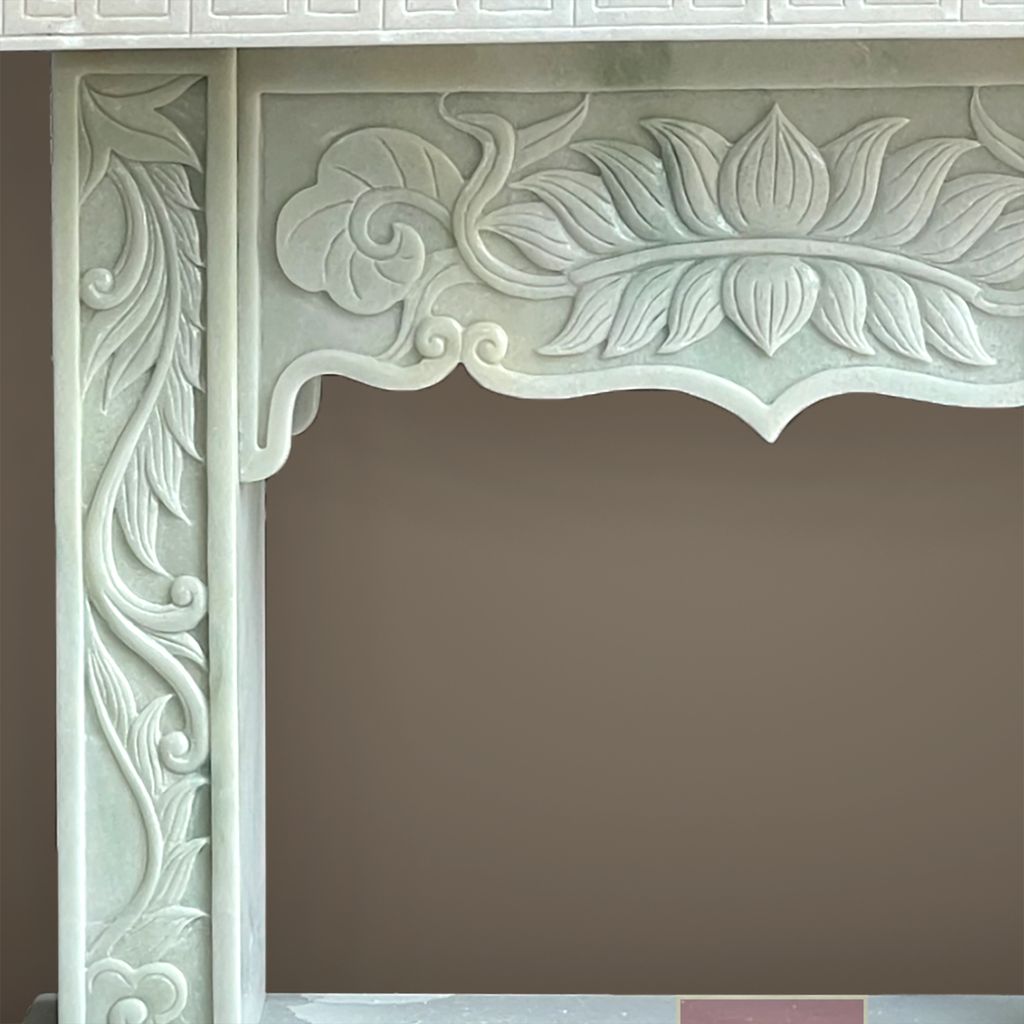 Bàn cúng đá trắng