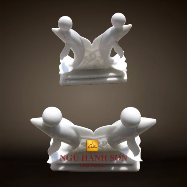 Chân bàn cá heo