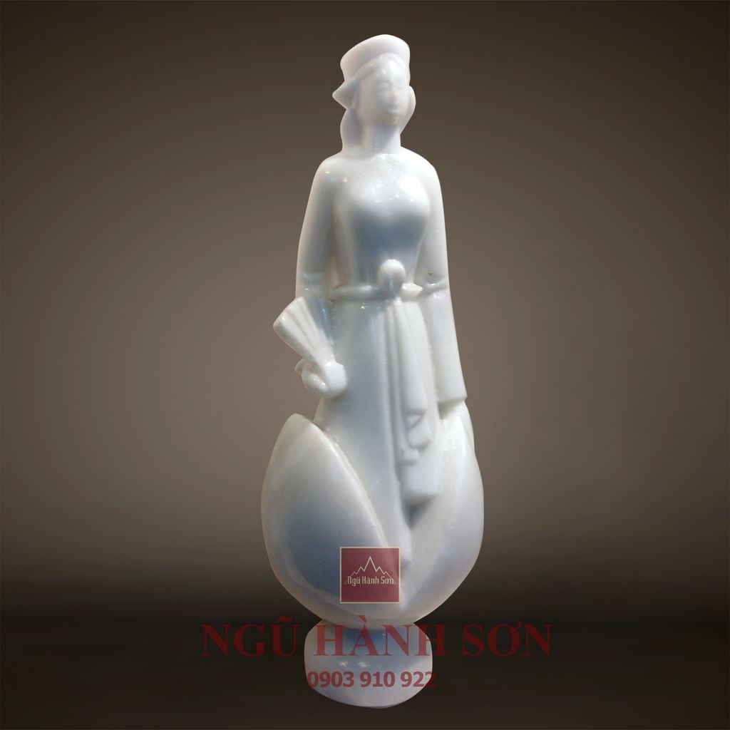 Tượng nghê thuật - Cô Tấm