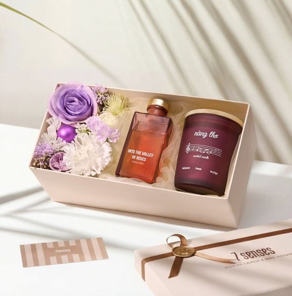  Set quà tinh dầu hương hoa hồng & nến hương hoa lavender 
