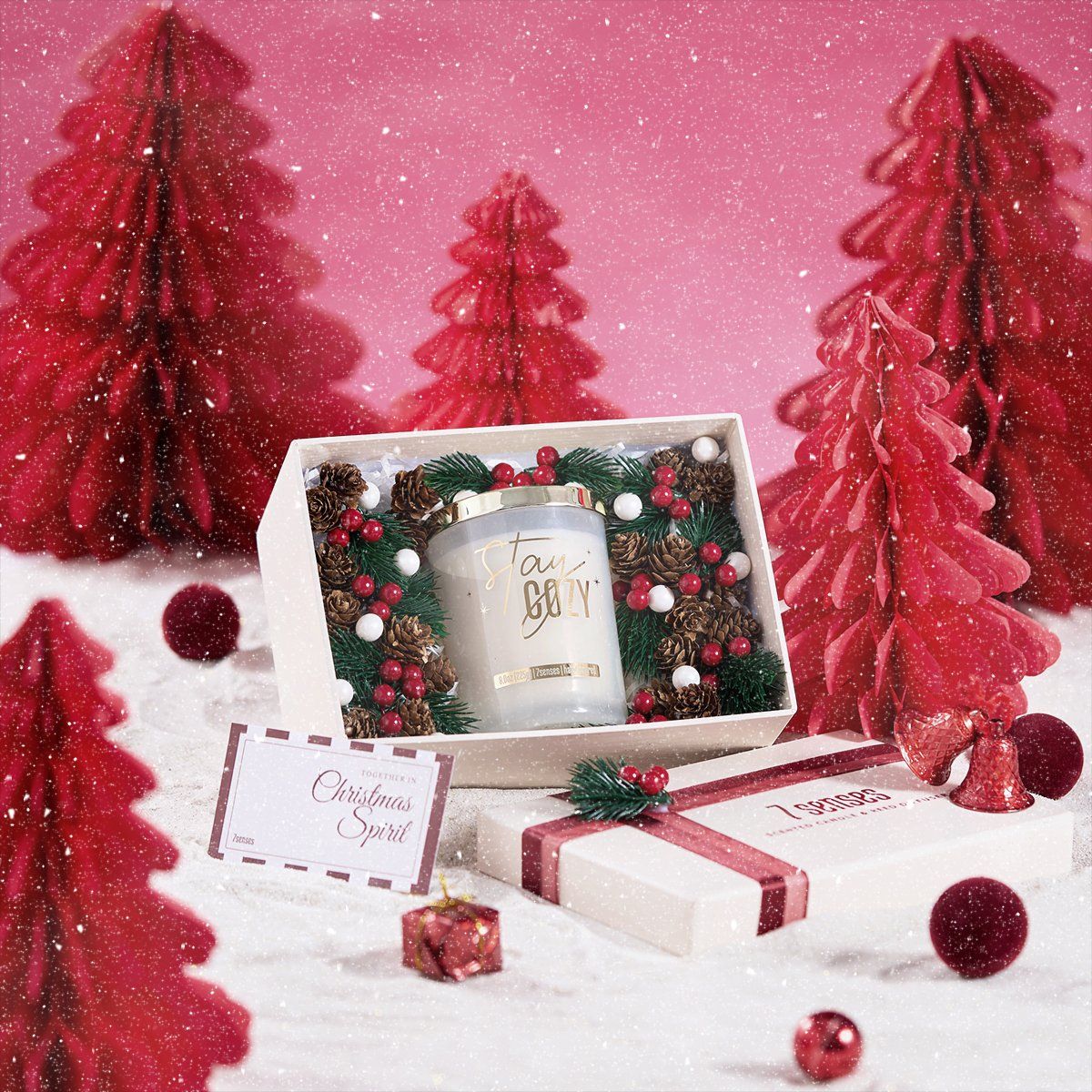  Set quà Giáng sinh Stay Cozy - hương Gỗ tuyết tùng, Cam quýt 
