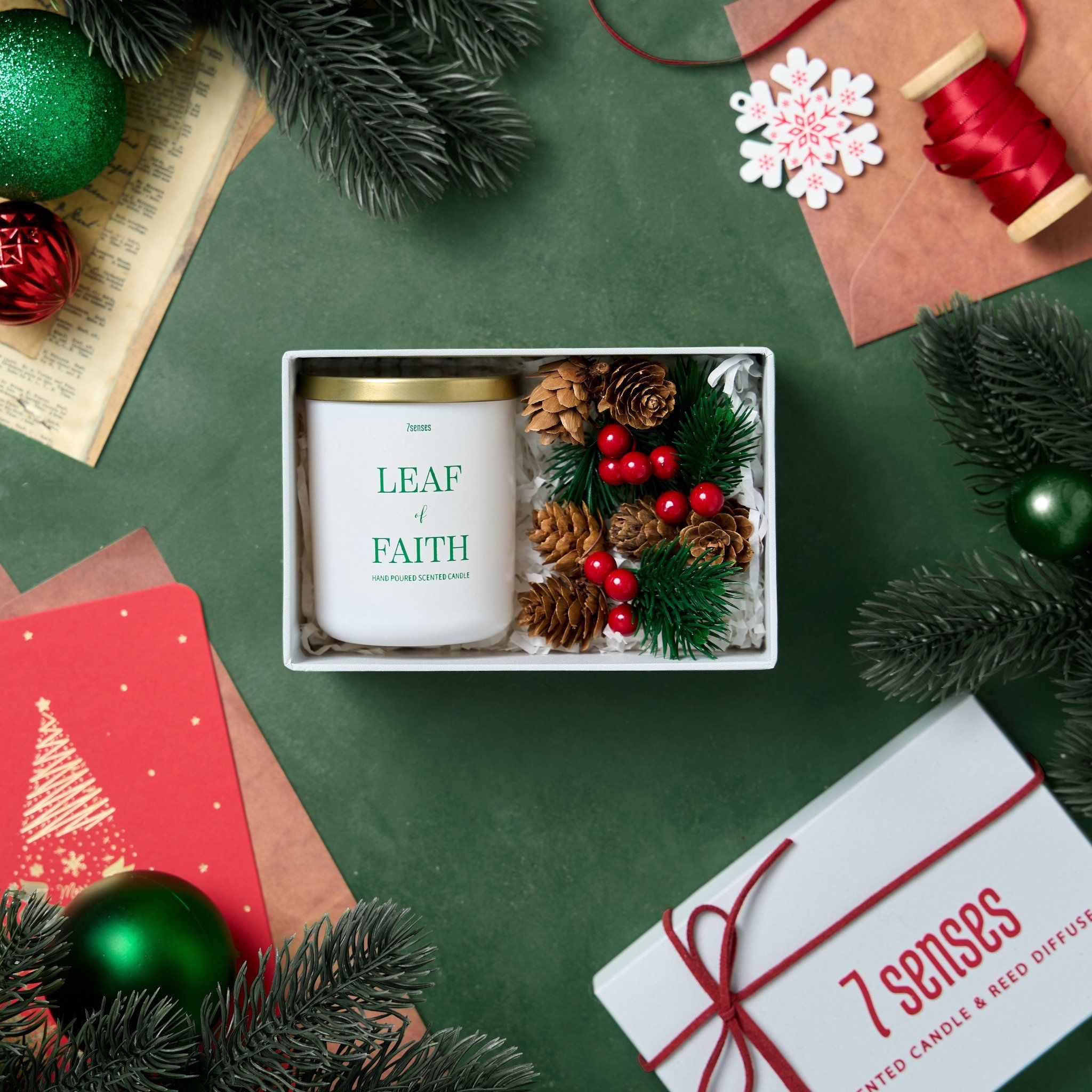  Set quà nến thơm mini - phiên bản Giáng sinh 