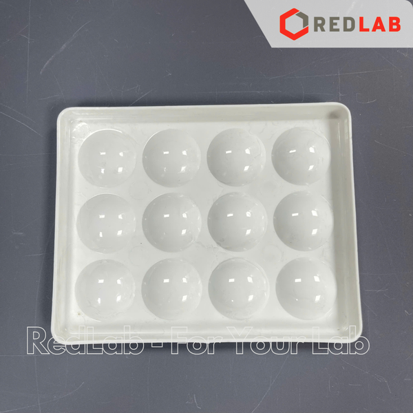 Đĩa nhựa 12 vị trí ONELAB 119x94x10mm, đĩa lõm 12 lỗ dùng trong thí nghiệm, có VAT