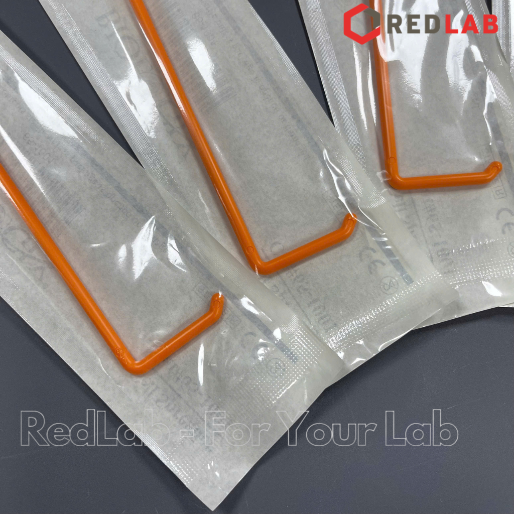 Que trang nhựa dạng L BIOLOGIX 65-1001 Individually sterile, nhựa PS màu cam (L-shaped Spreader) có VAT