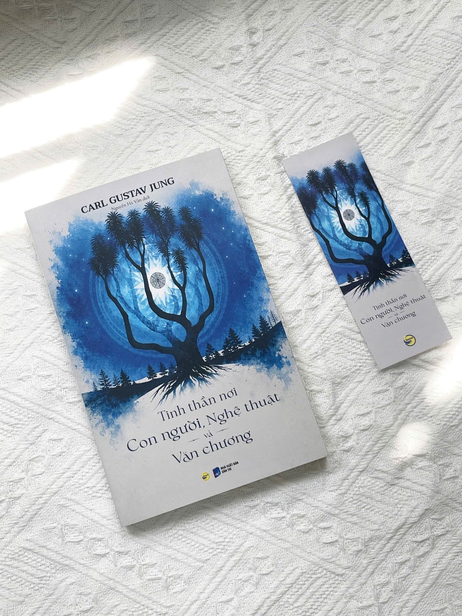  Sách - Tinh thần nơi con người, nghệ thuật và văn chương - Carl Gustav Jung 
