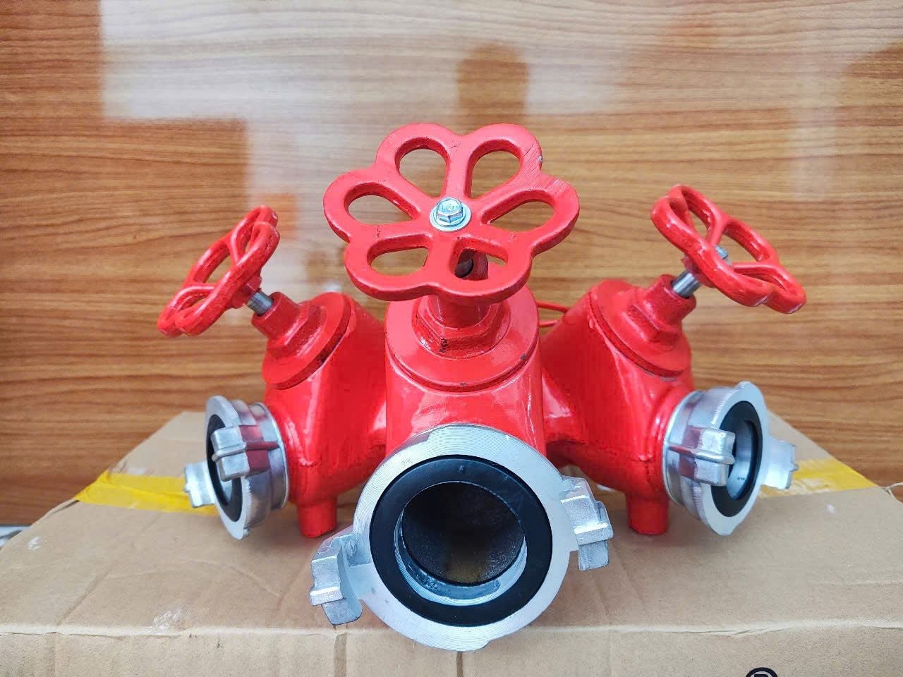  Ba chạc chữa cháy 