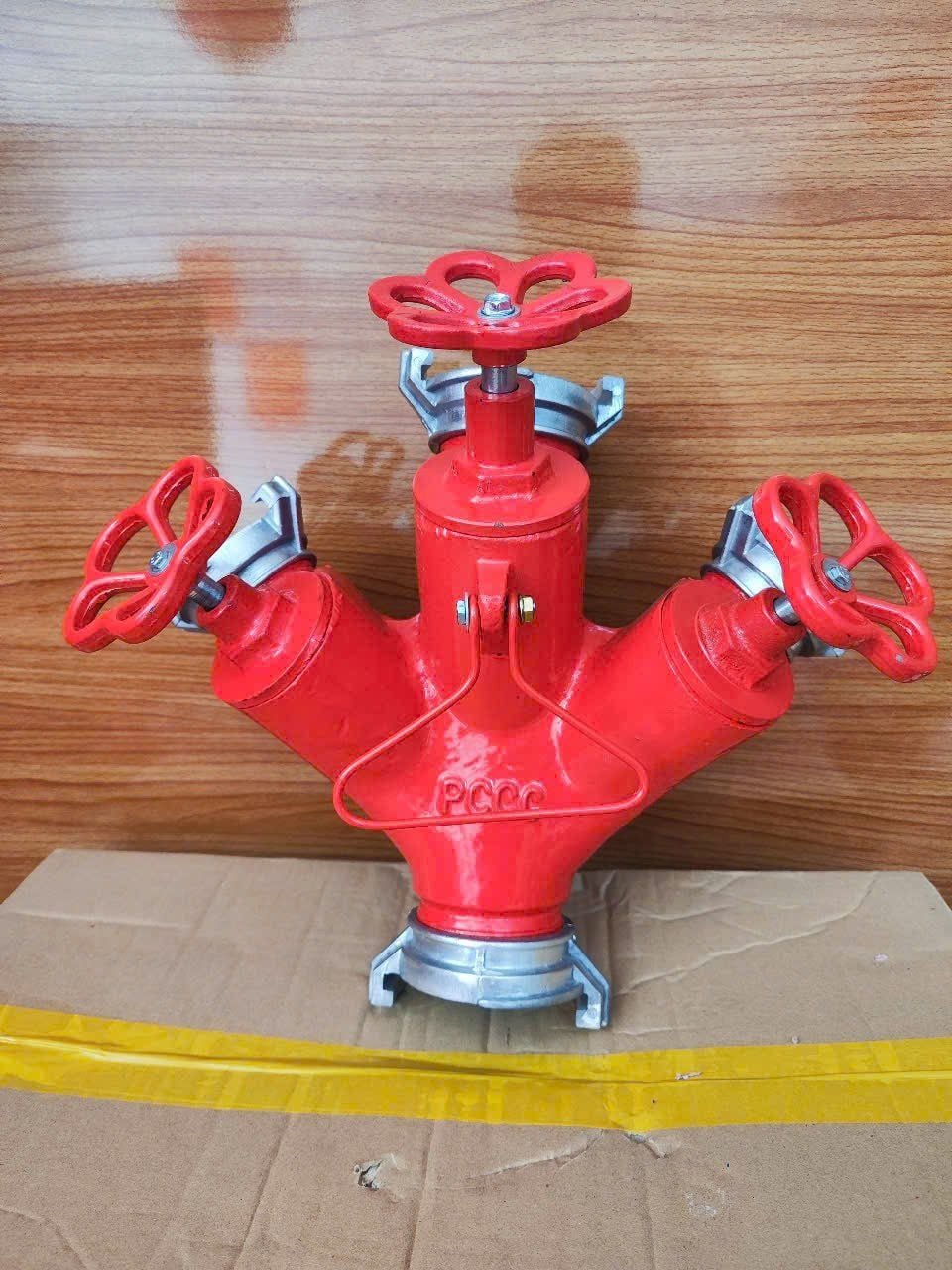  Ba chạc chữa cháy 