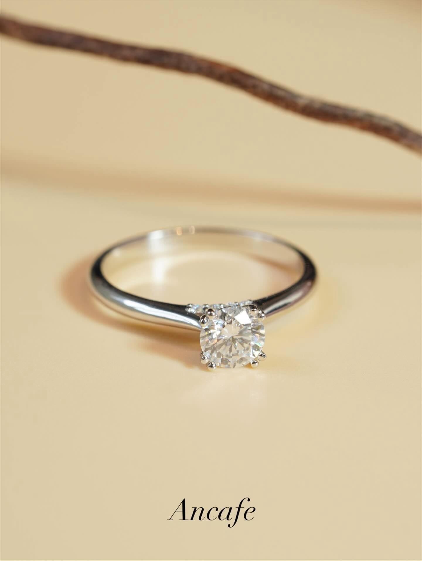 Nhẫn viên chủ 5,4li - Timeless Solitaire Ring