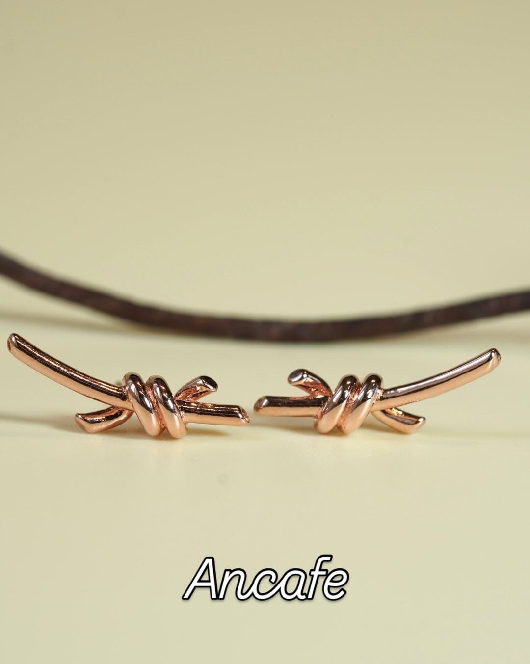 [ancafe-accessories] Hoa tai ER390K-122-VH