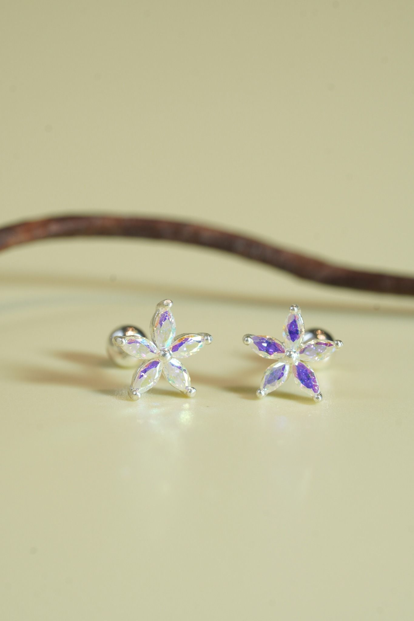 [ancafe-accessories] Hoa tai ER390K-083-BAC