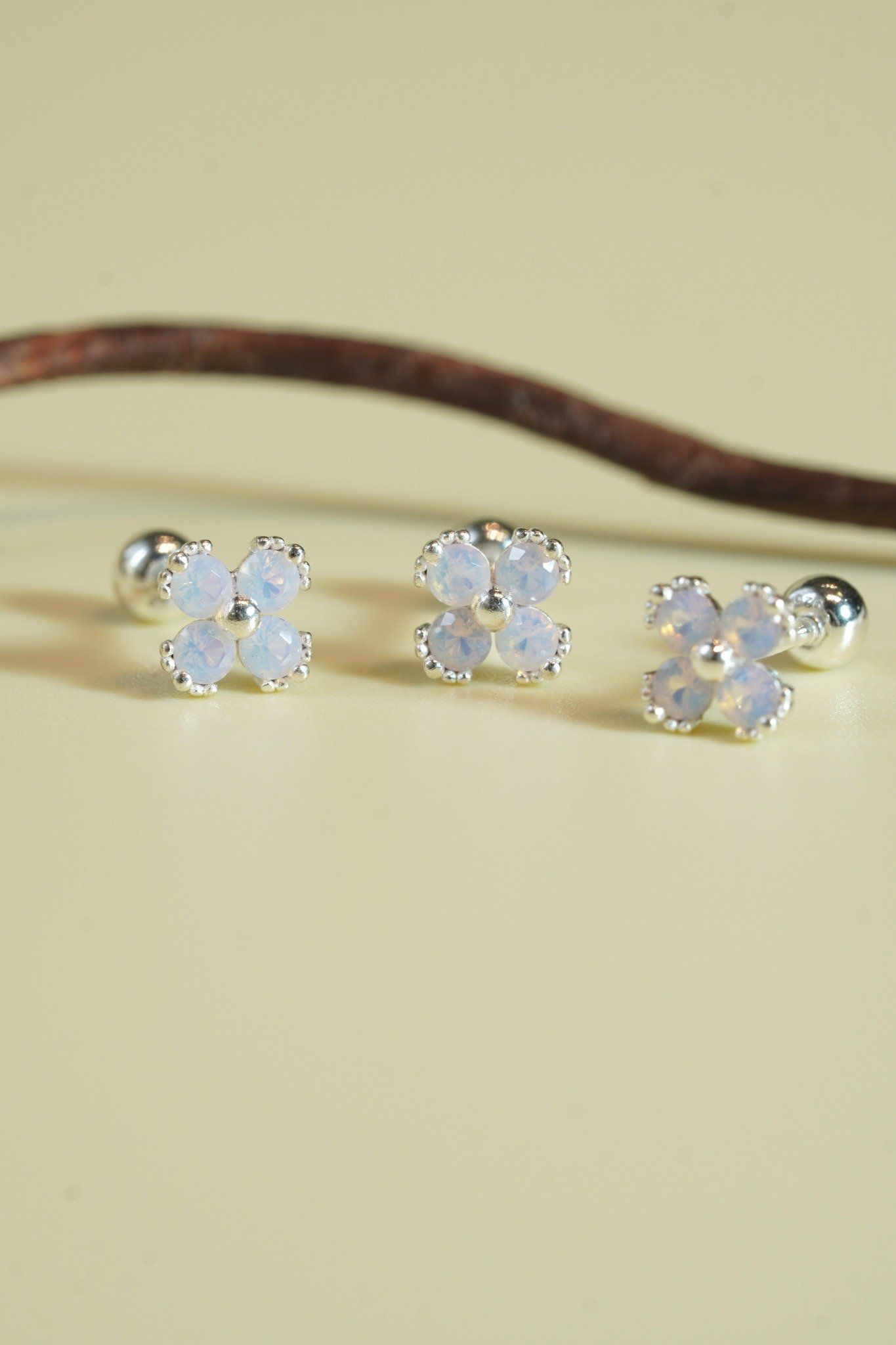 [ancafe-accessories] Hoa tai ER390K-049