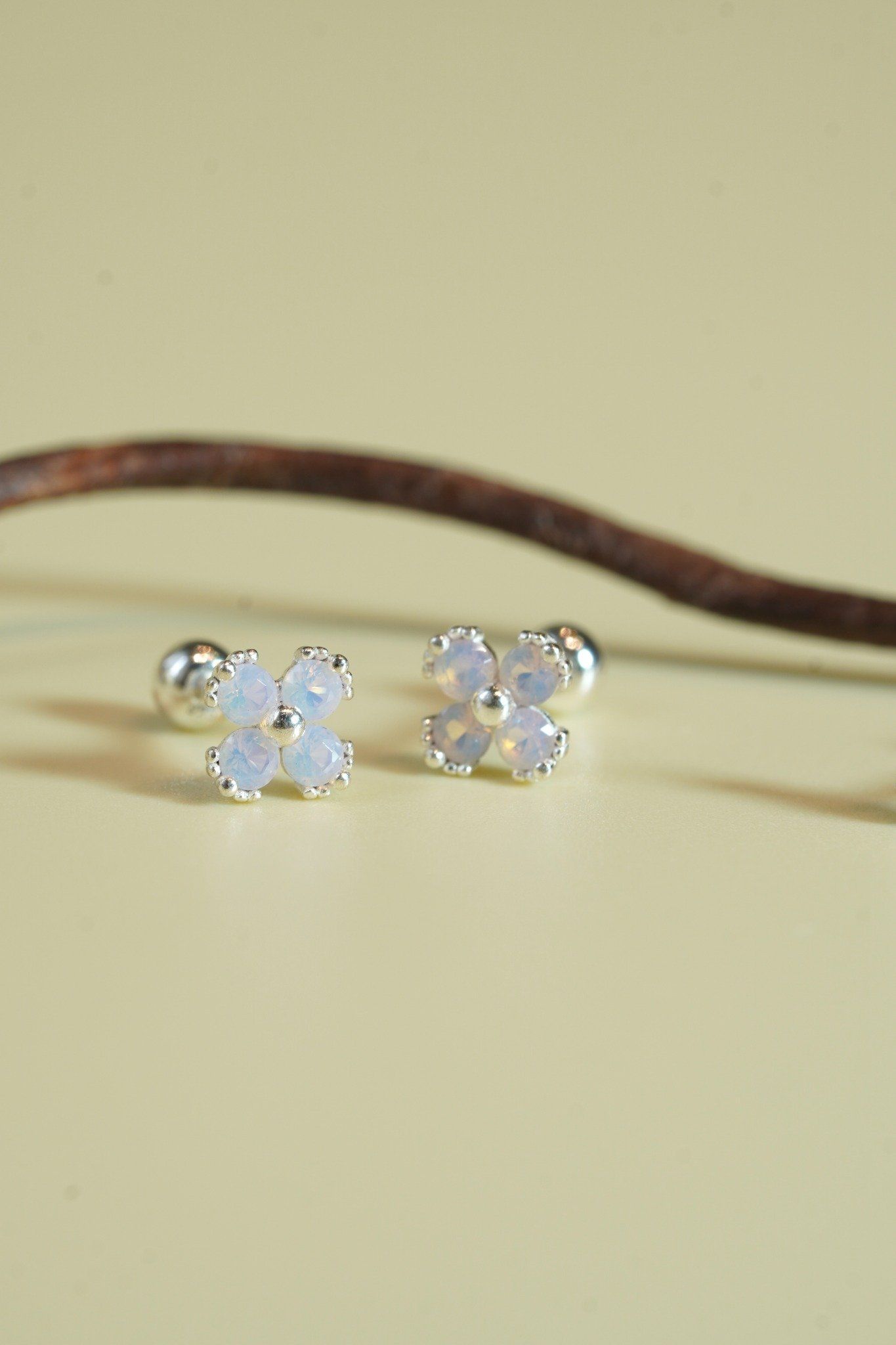 [ancafe-accessories] Hoa tai ER390K-049