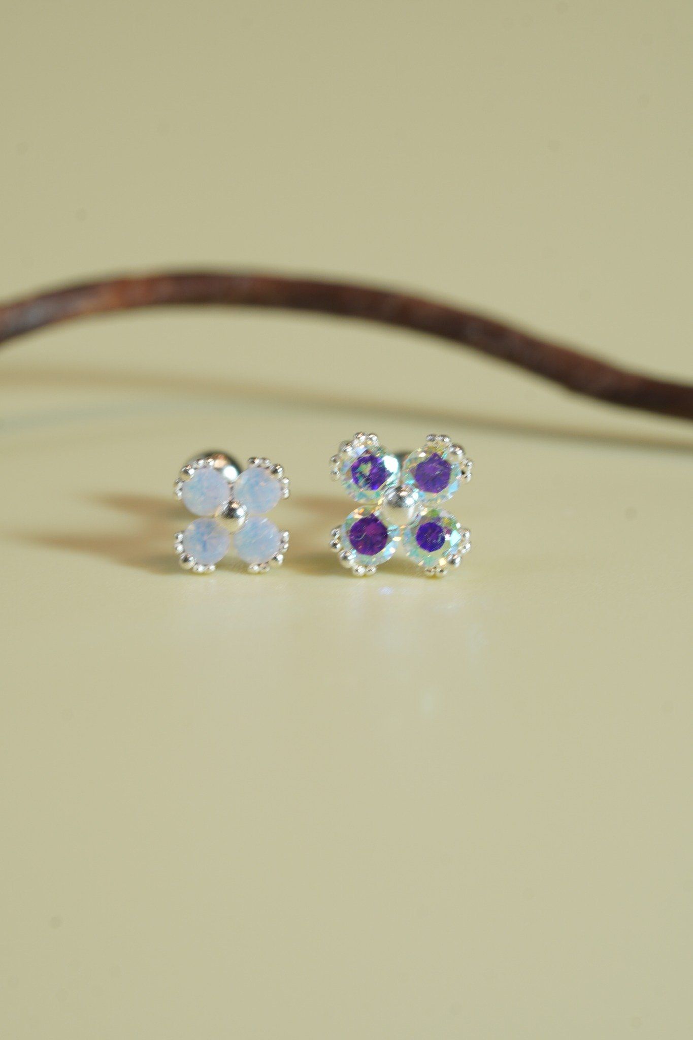 [ancafe-accessories] Hoa tai ER390K-049