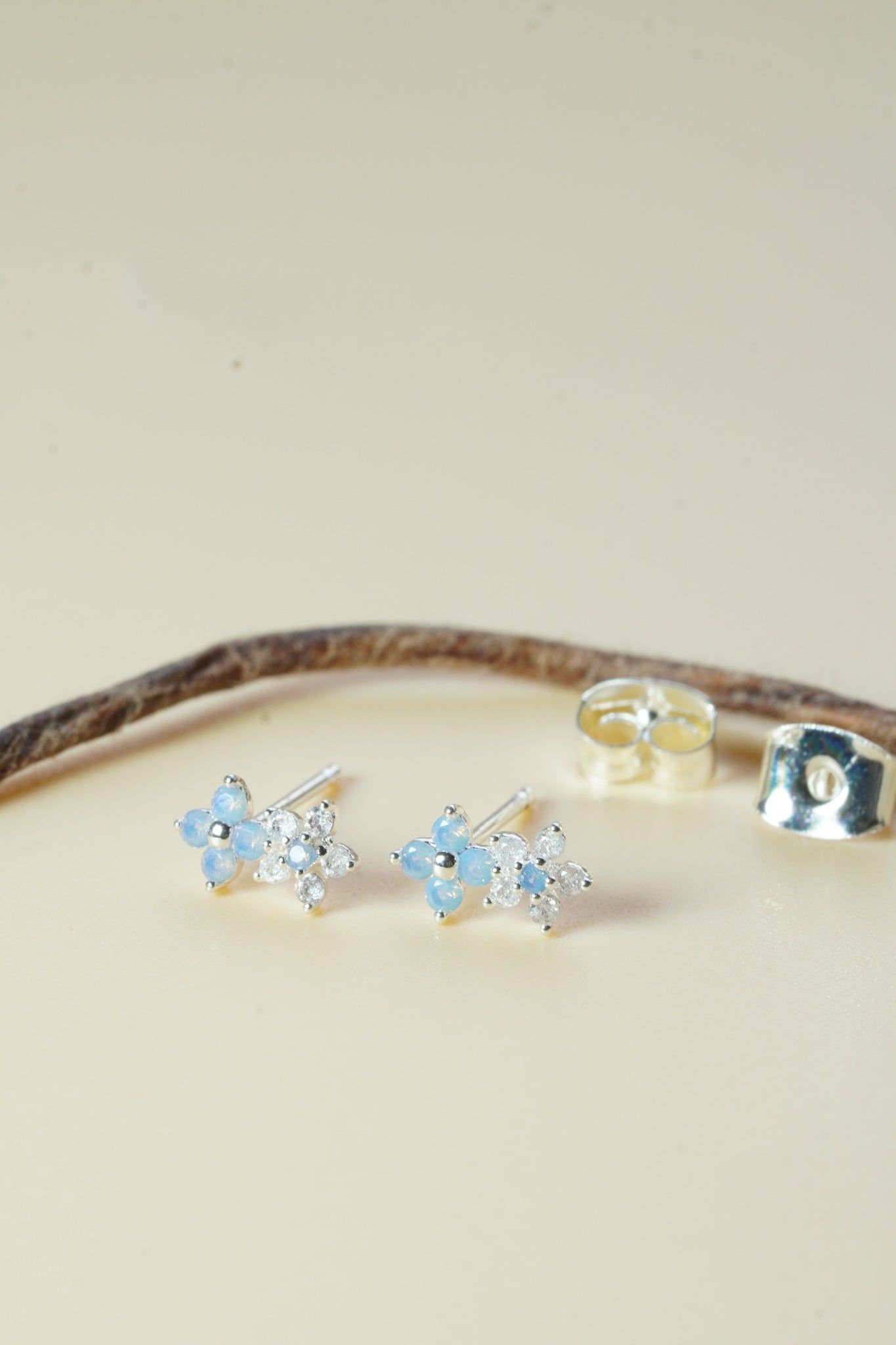 [ancafe-accessories] Hoa tai ER320K-063-BAC