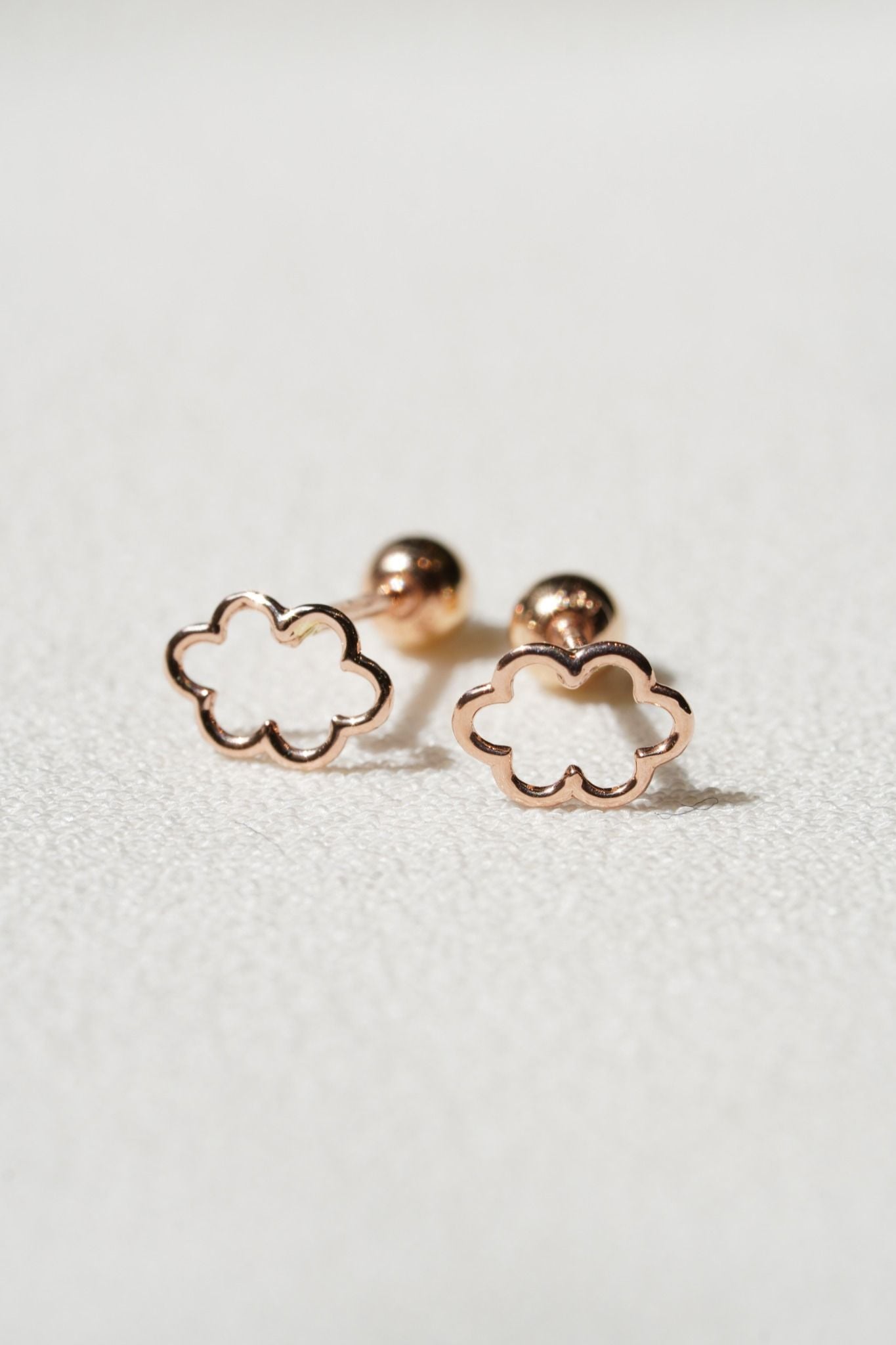 Hoa tai vàng 14K hình đám mây