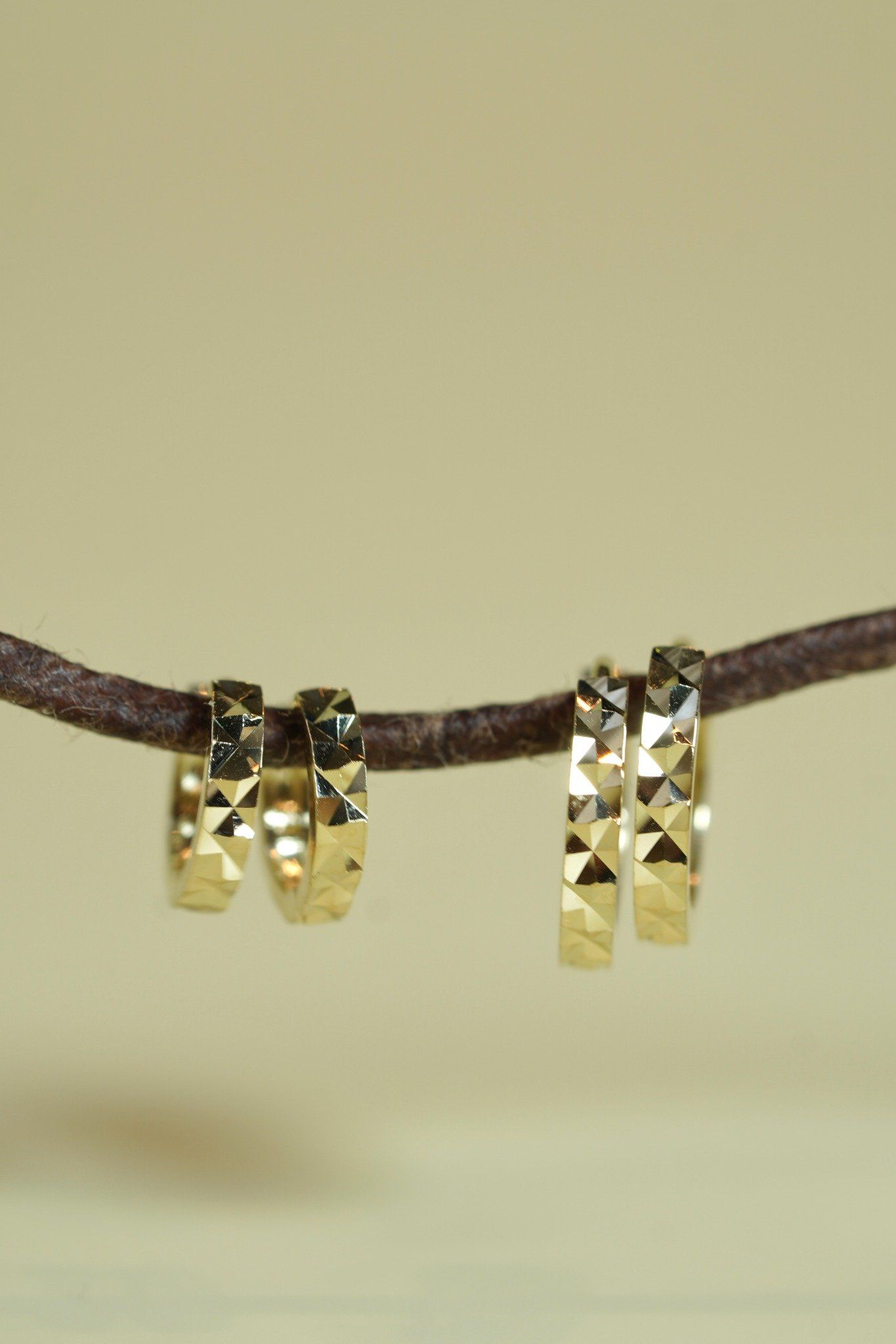 Hoa tai vàng 14k hoops cutting 8mm