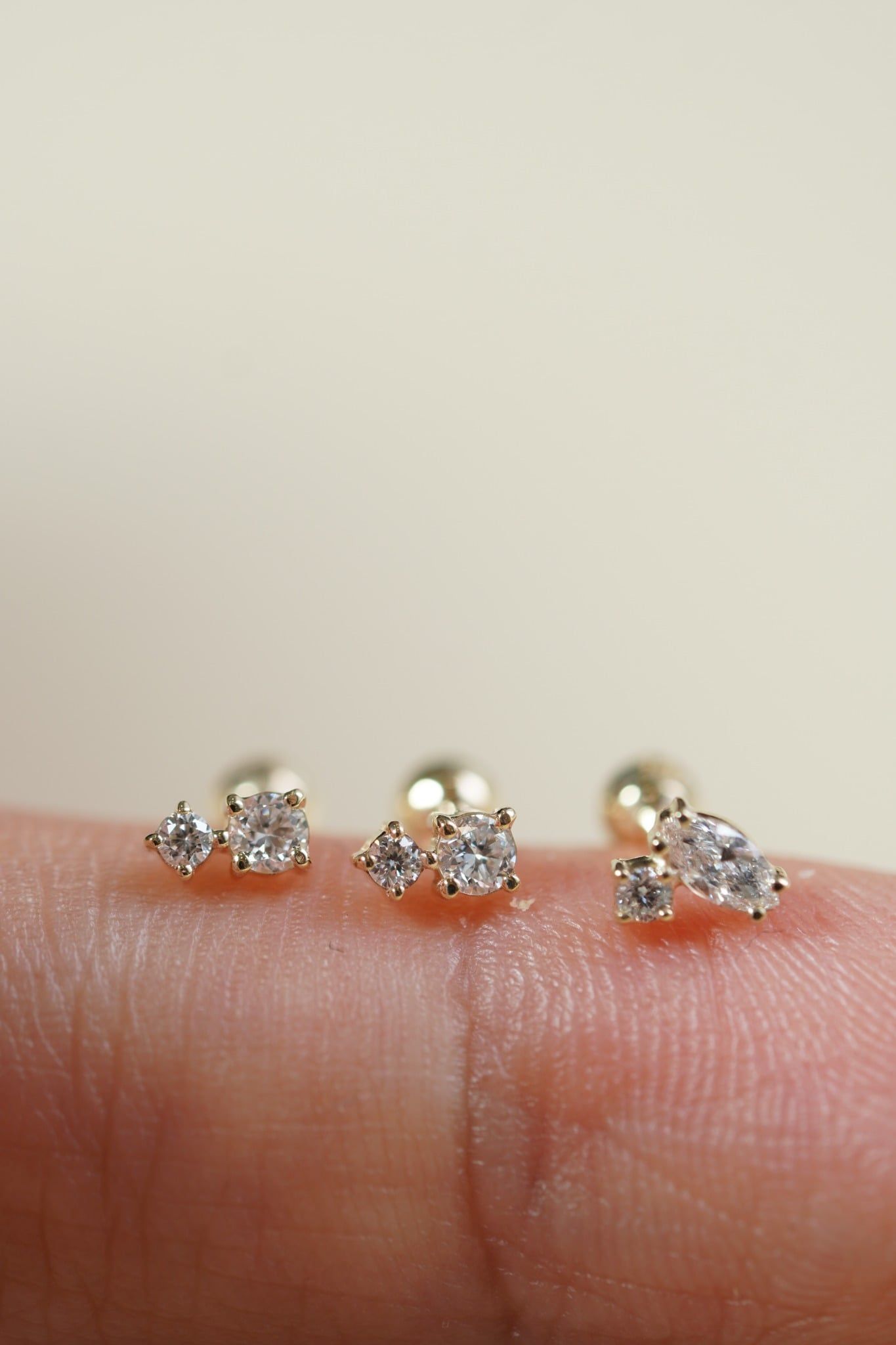 Hoa tai vàng 14k kim cương nuôi Lab-Grown Mar Shape
