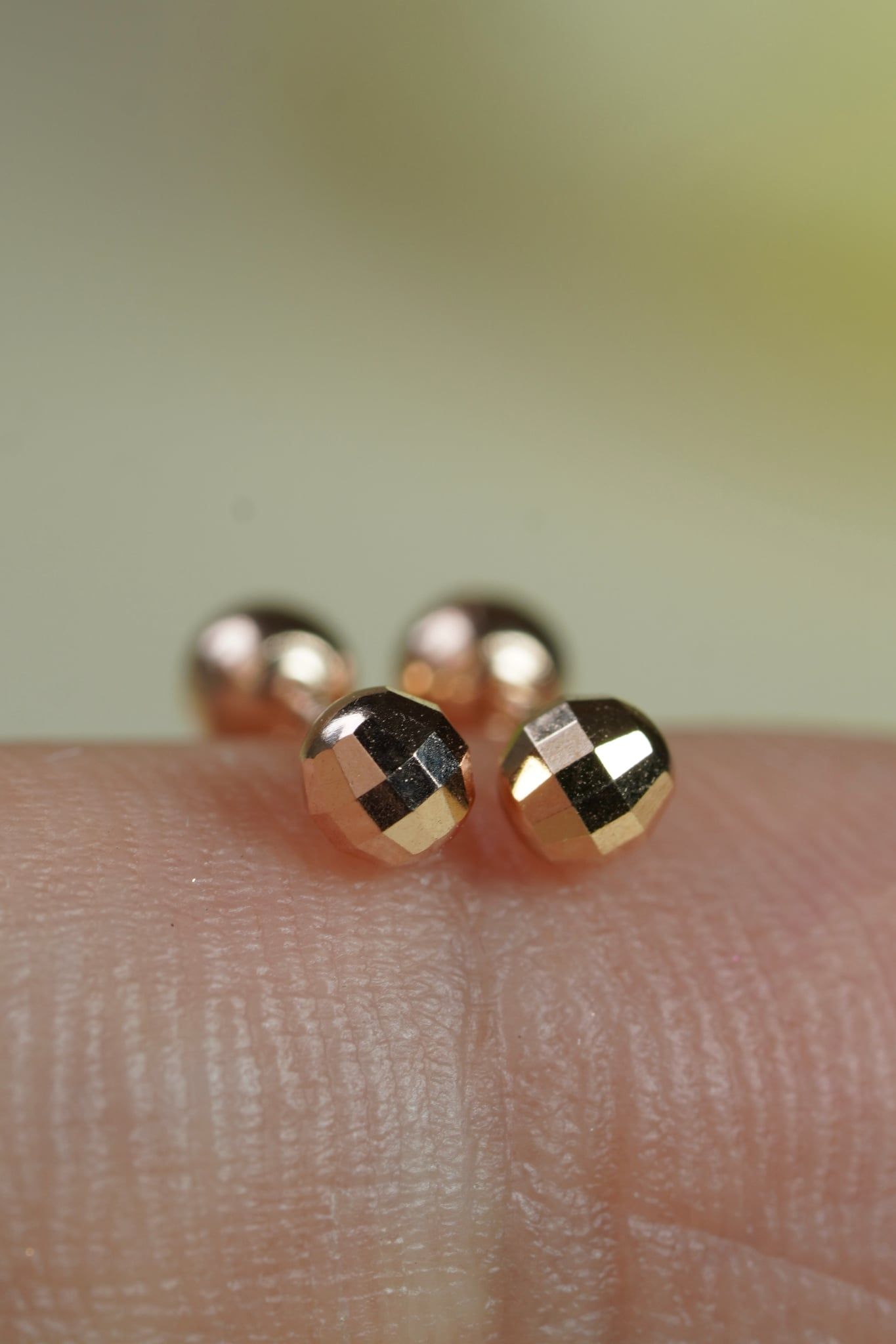 Hoa tai vàng 14k bi xước (ER-GLD-103)