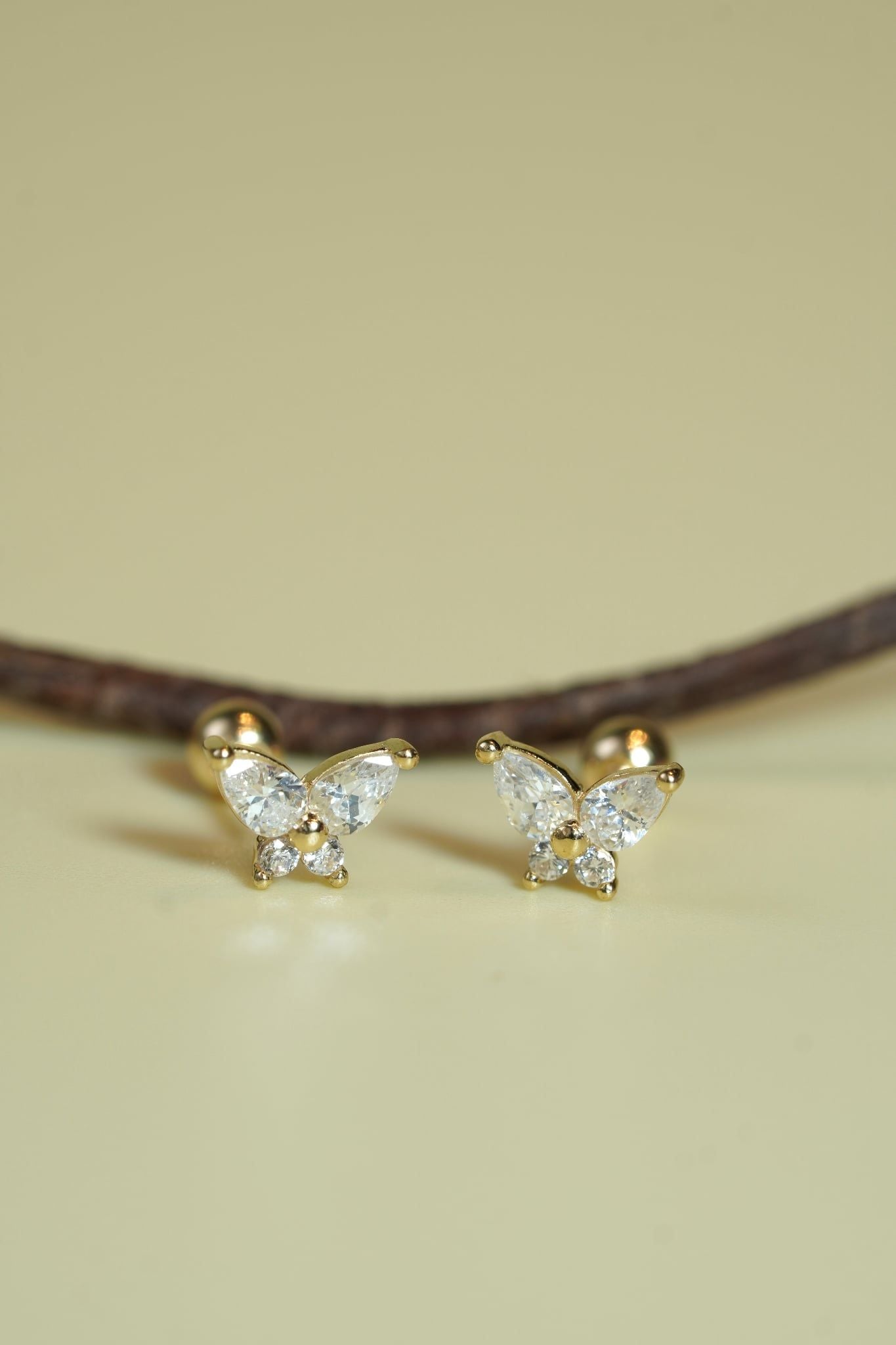 Hoa tai vàng 14k bướm đá (ER-GLD-033)