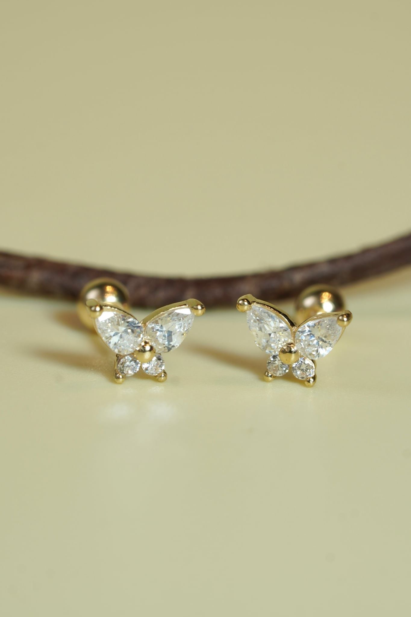 Hoa tai vàng 14k bướm đá (ER-GLD-033)