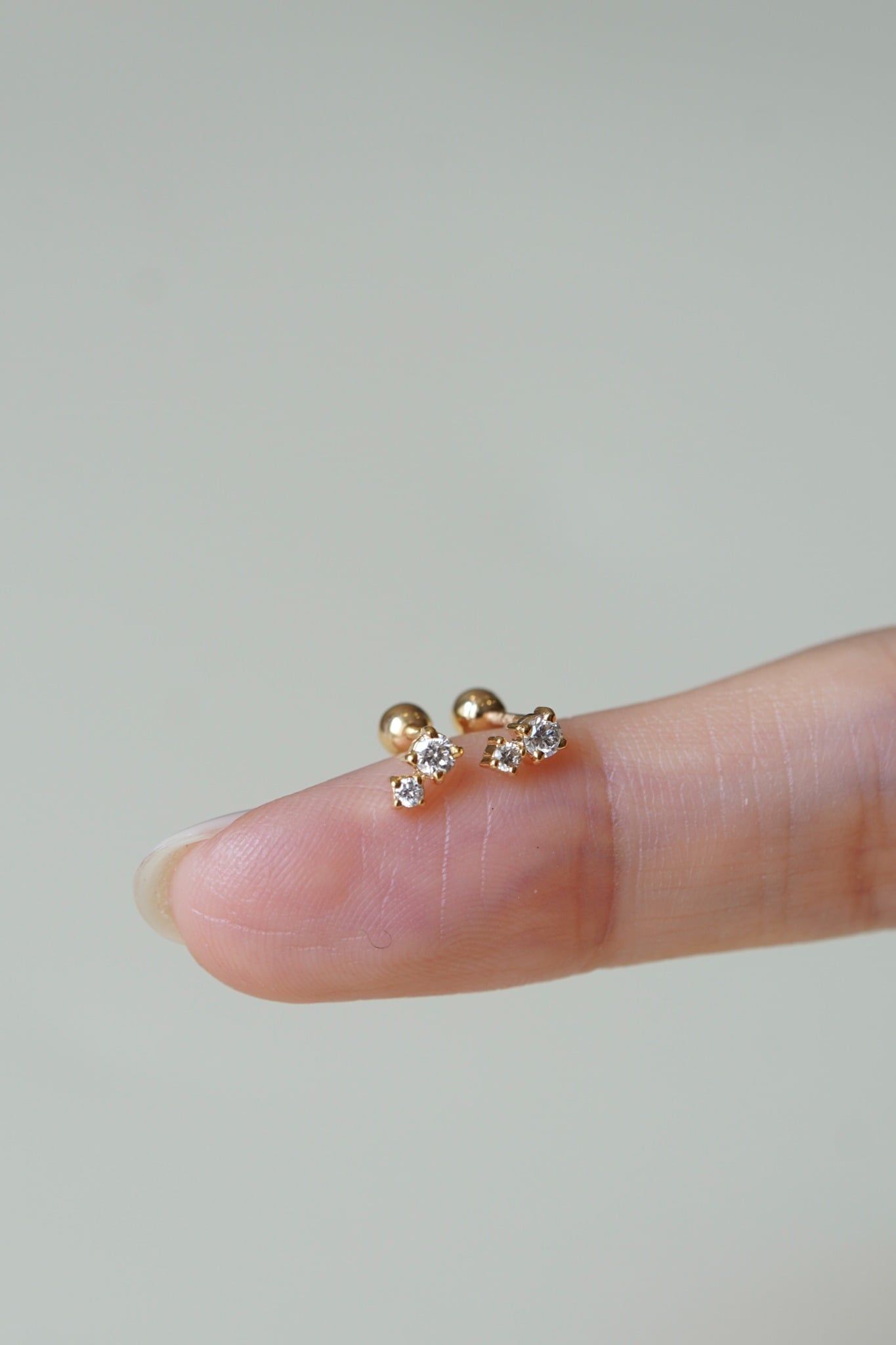 Hoa tai vàng 14k kim cương Lab-Grown Rund Shape
