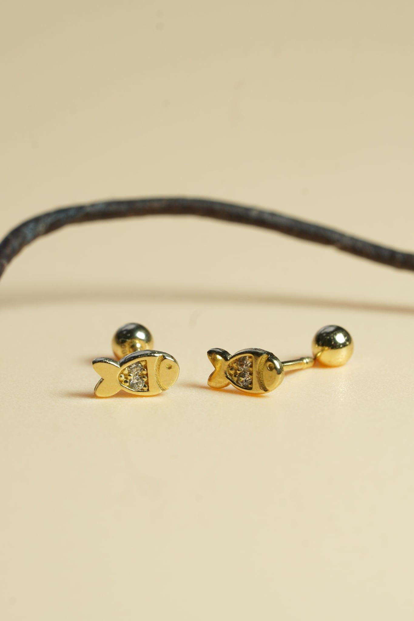 Hoa tai vàng 14k cá đá (ER-GLD-124)