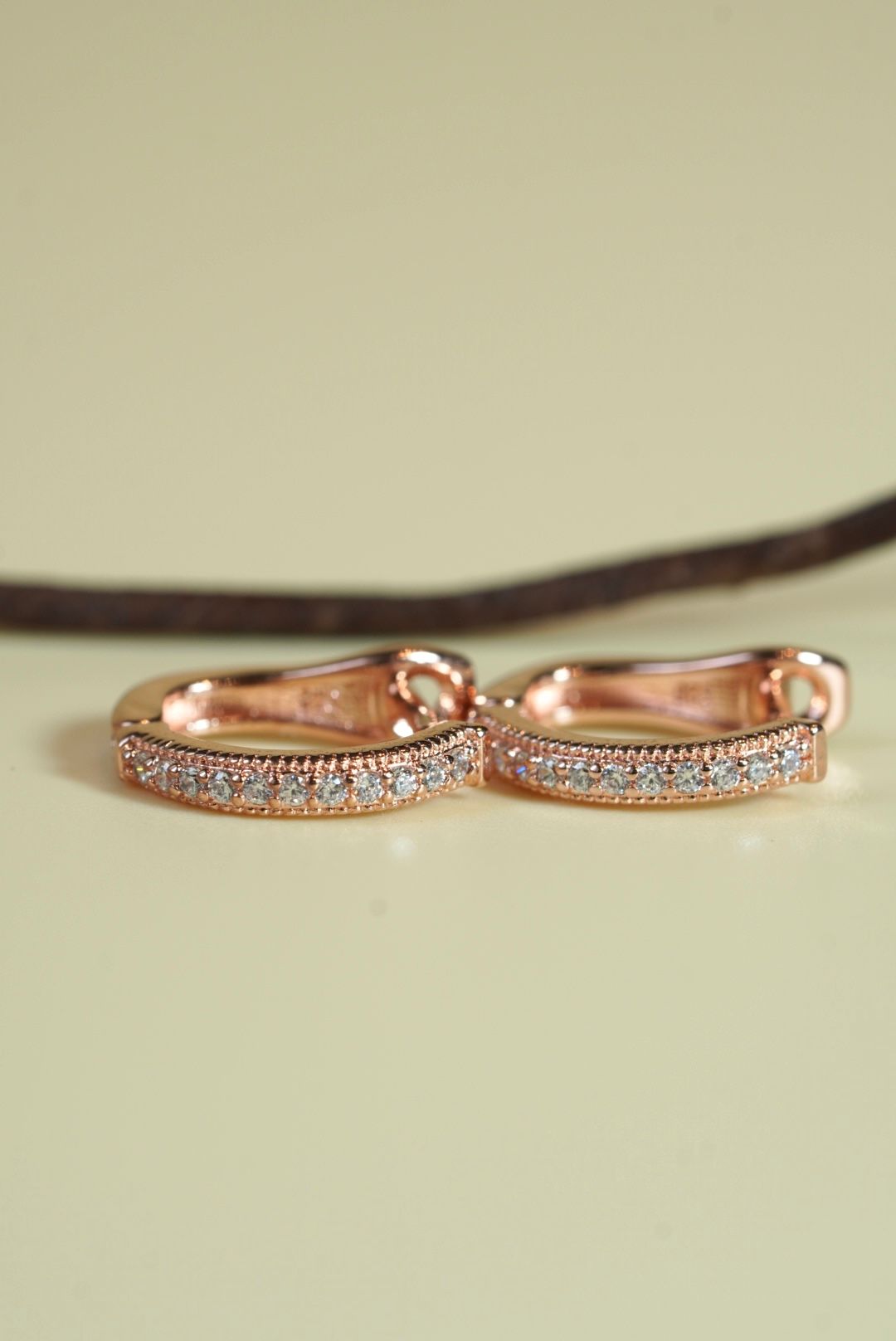 [ancafe-accessories] Hoa tai ER450K-047-VH-ĐÁ TRẮNG