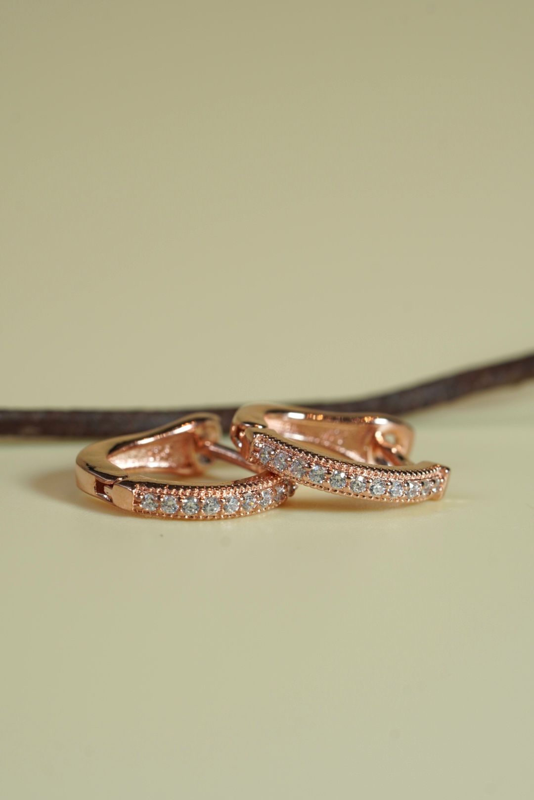 [ancafe-accessories] Hoa tai ER450K-047-VH-ĐÁ TRẮNG