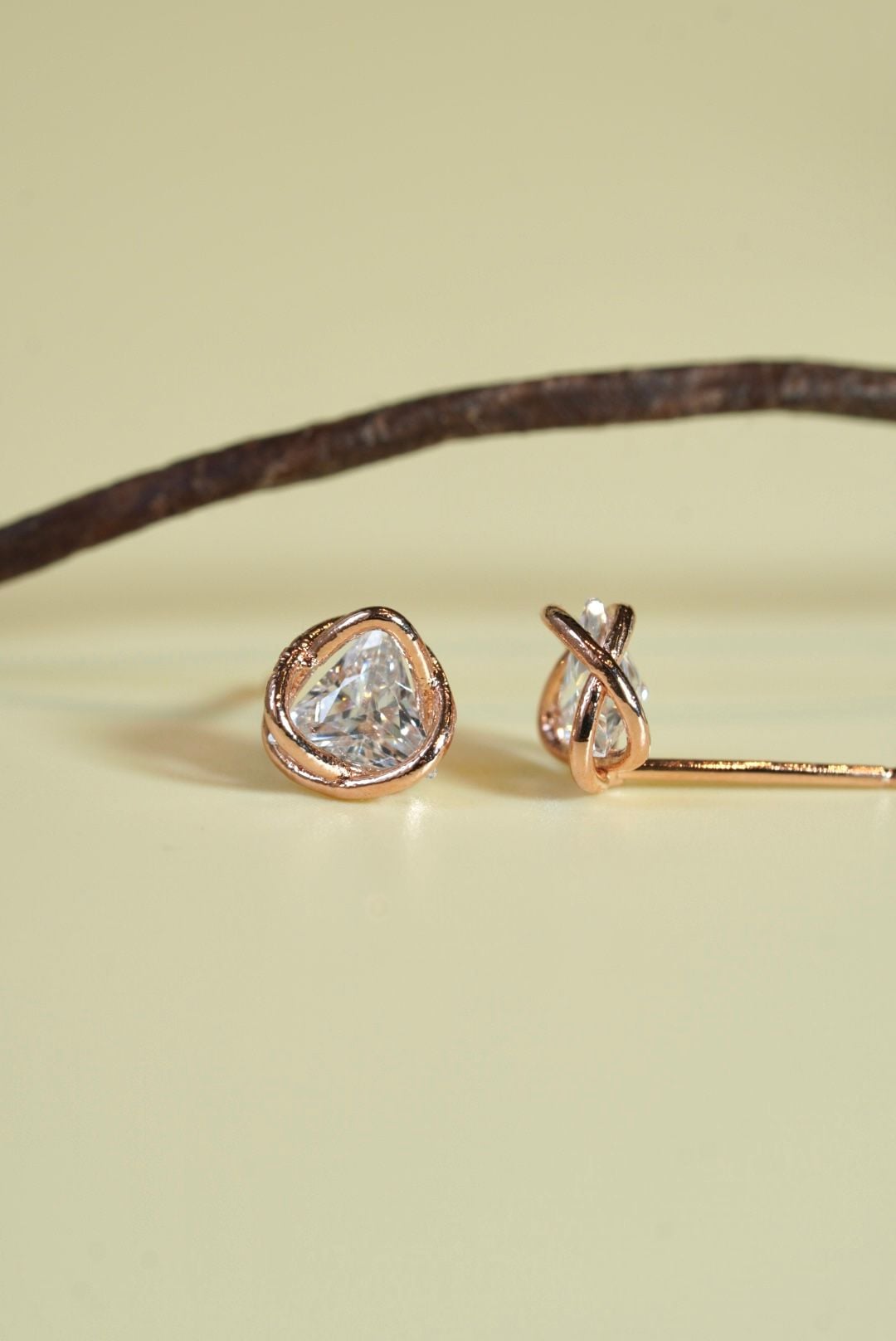 [ancafe-accessories] Hoa tai ER280K-033-VH