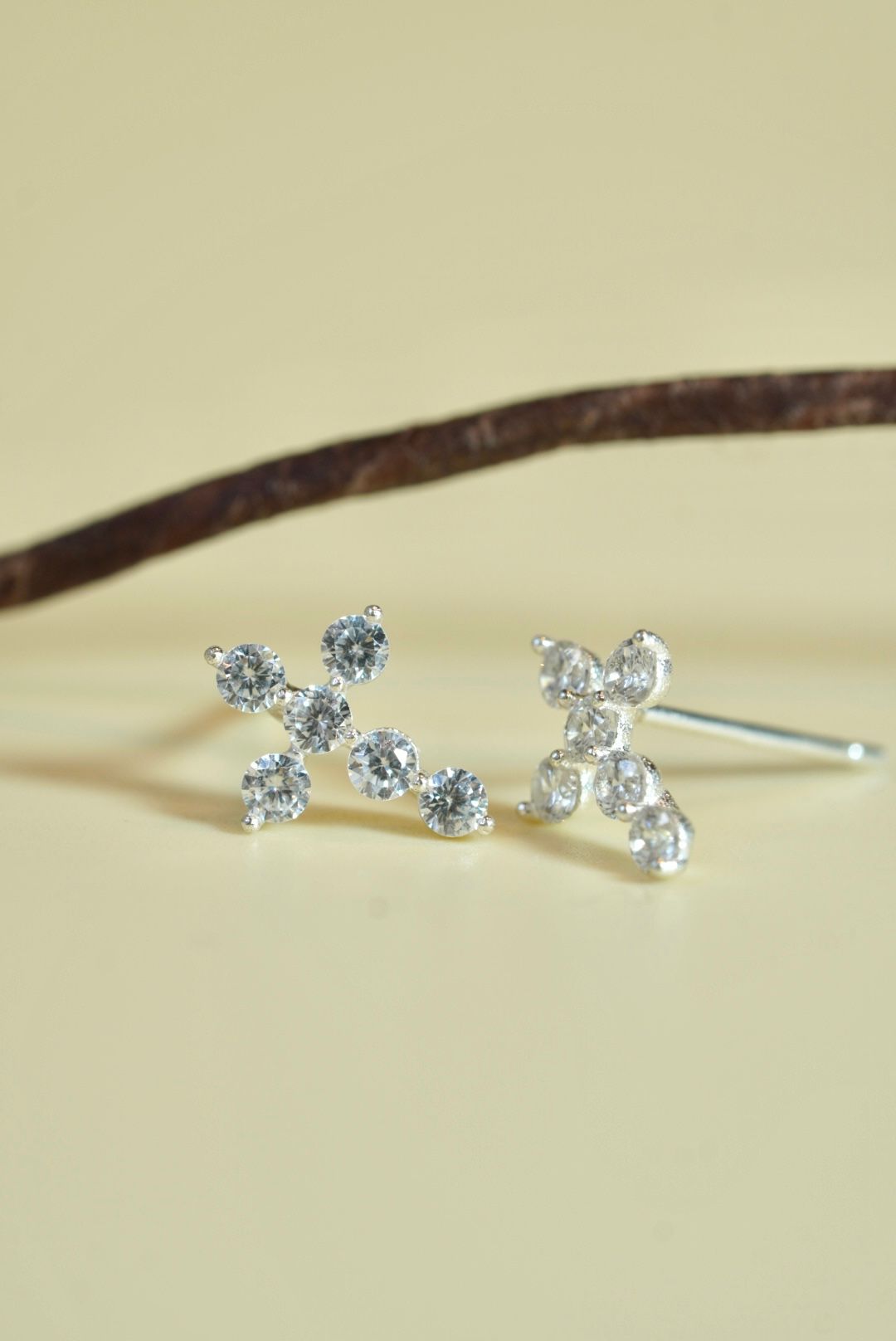 [ancafe-accessories] Hoa tai ER320K-033-BAC