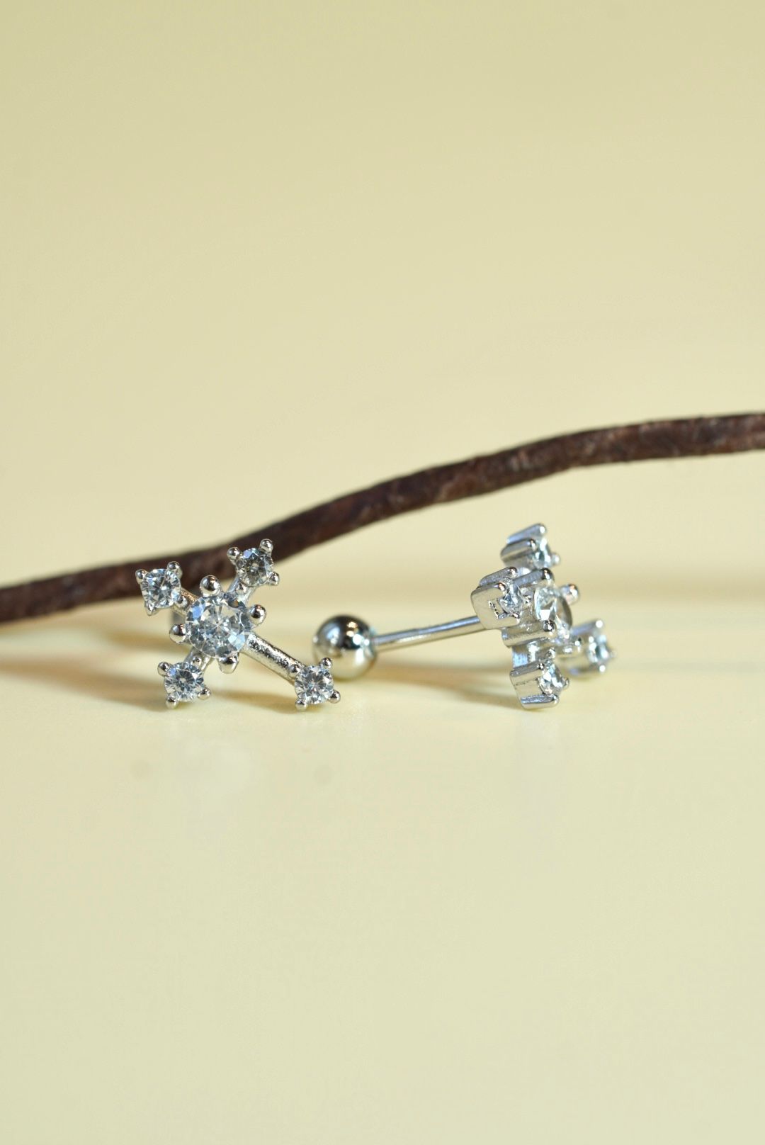 [ancafe-accessories] Hoa tai ER390K-107-BAC