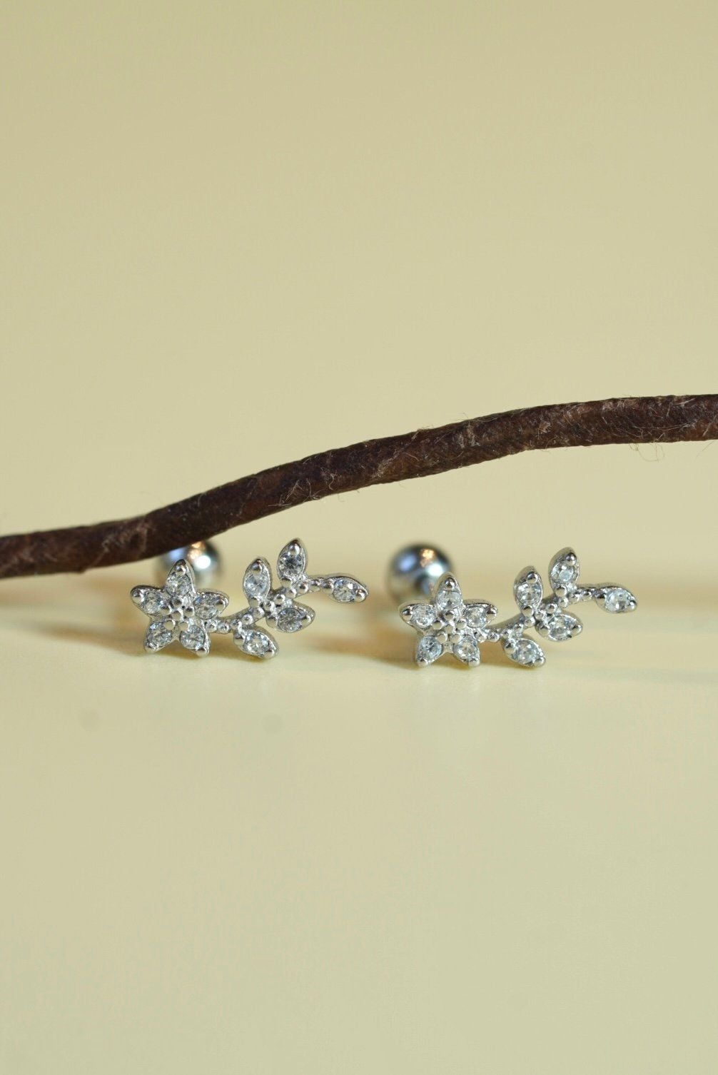 [ancafe-accessories] Hoa tai ER390K-109-BAC