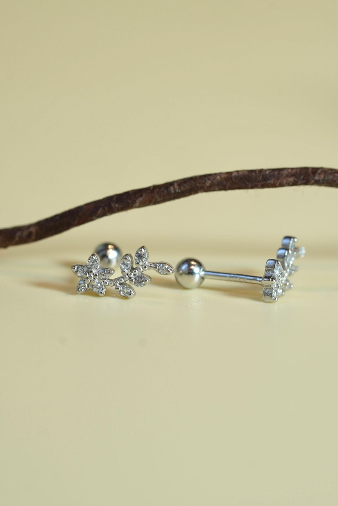 [ancafe-accessories] Hoa tai ER390K-109-BAC