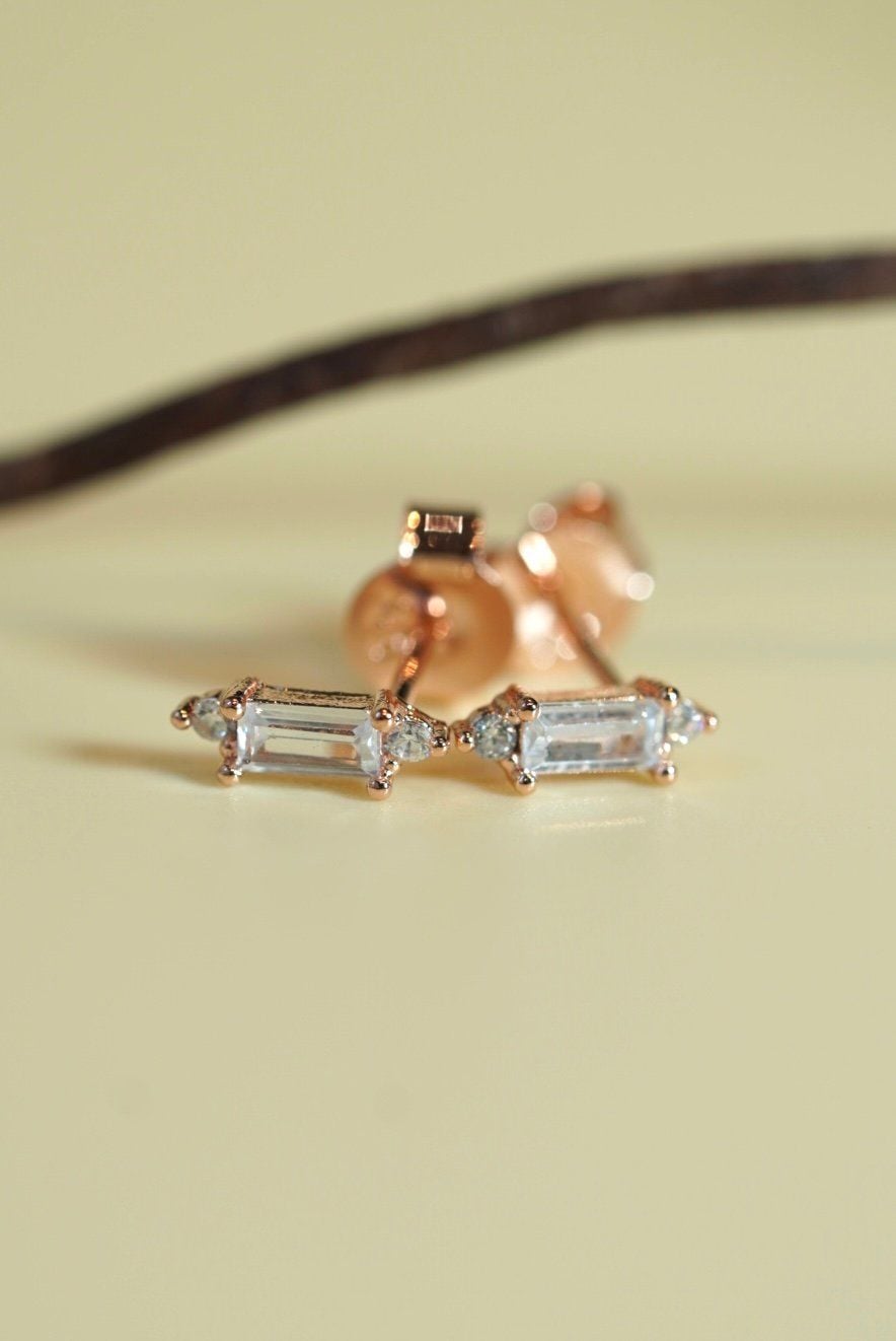 [ancafe-accessories] Hoa tai ER280K-034-VH-ĐÁ TRẮNG