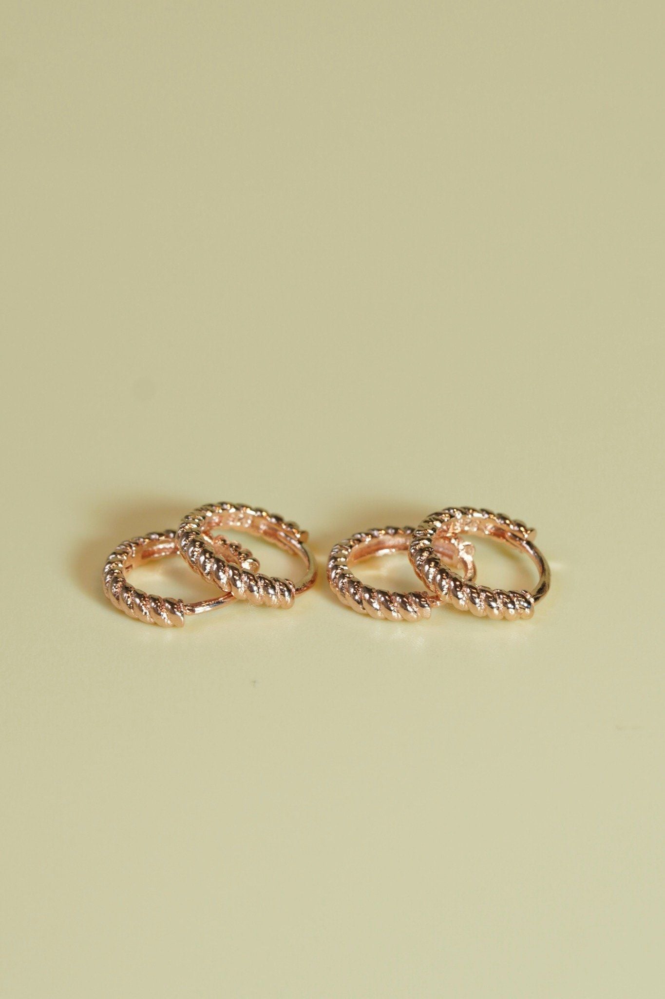 [ancafe-accessories] Hoa tai ER320K-019-VH