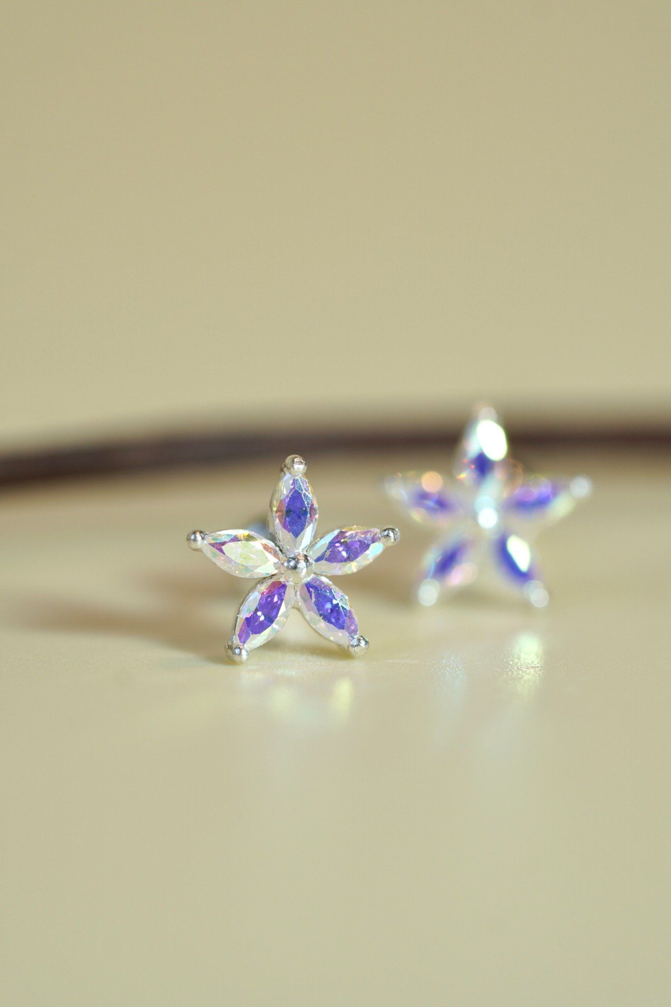 [ancafe-accessories] Hoa tai ER390K-083-BAC