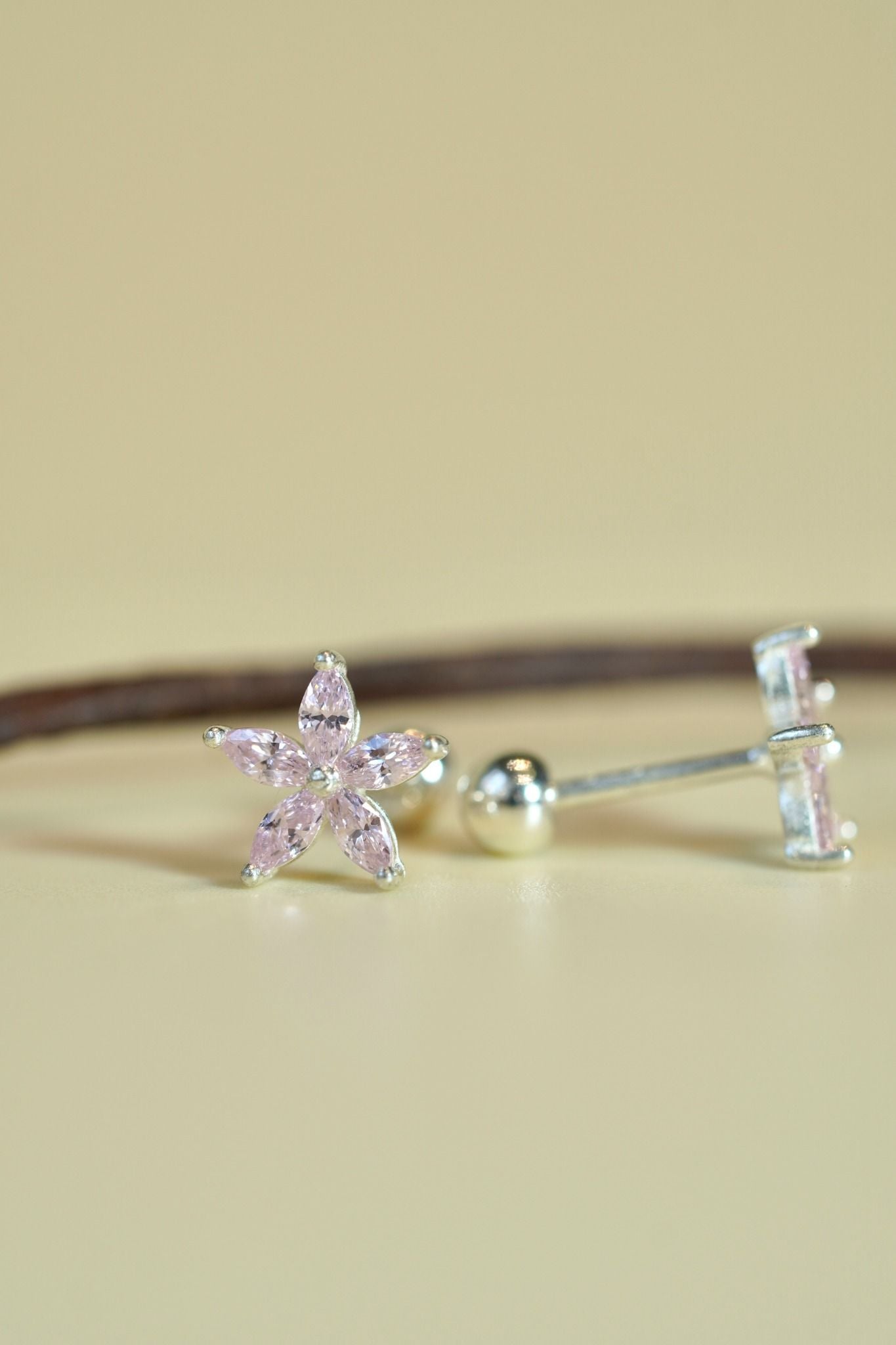 [ancafe-accessories] Hoa tai ER390K-057-BAC