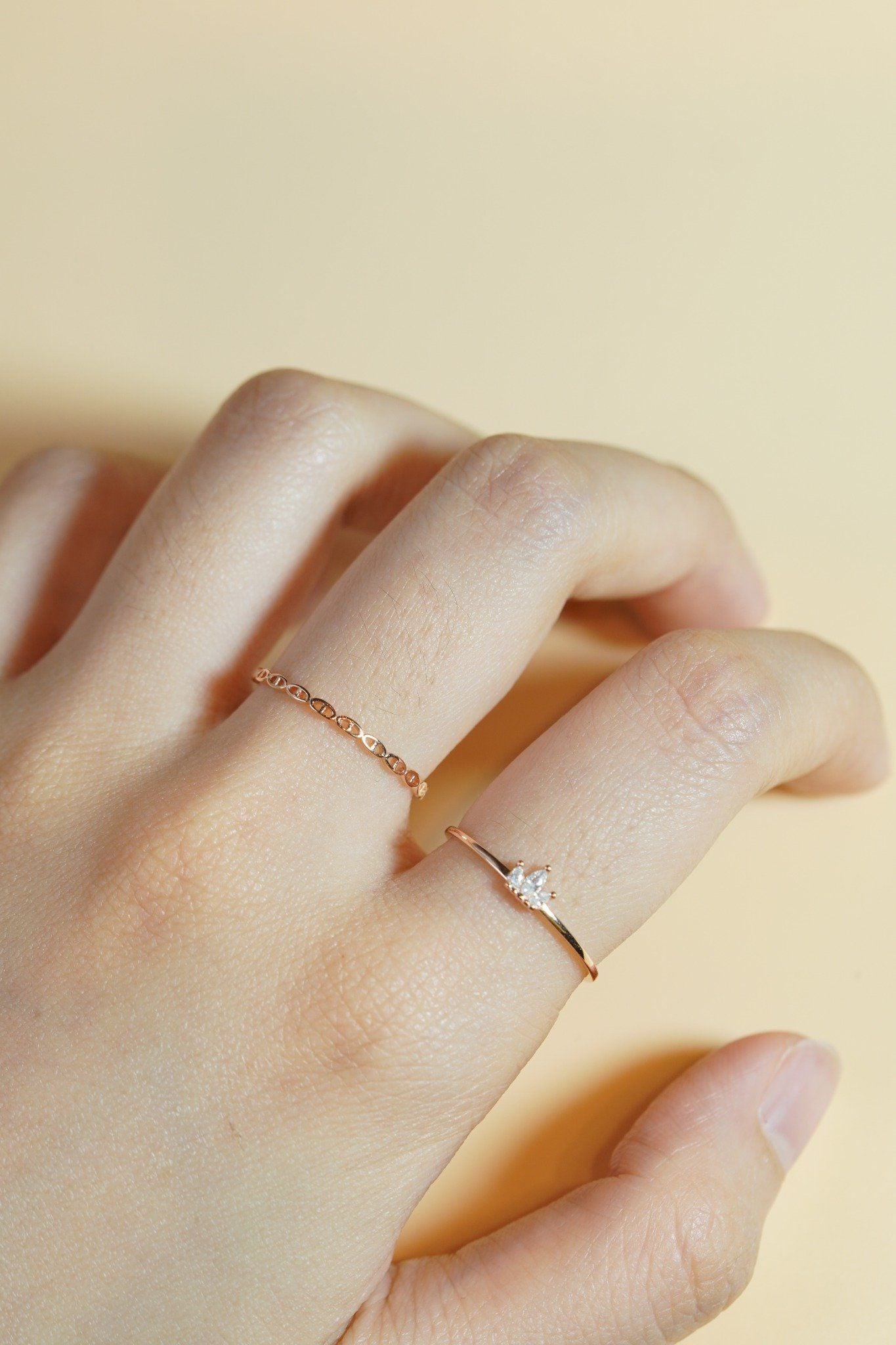 [ancafe-accessories] Nhẫn R250K-261-12-VH, nhẫn ngón trỏ đá trắng